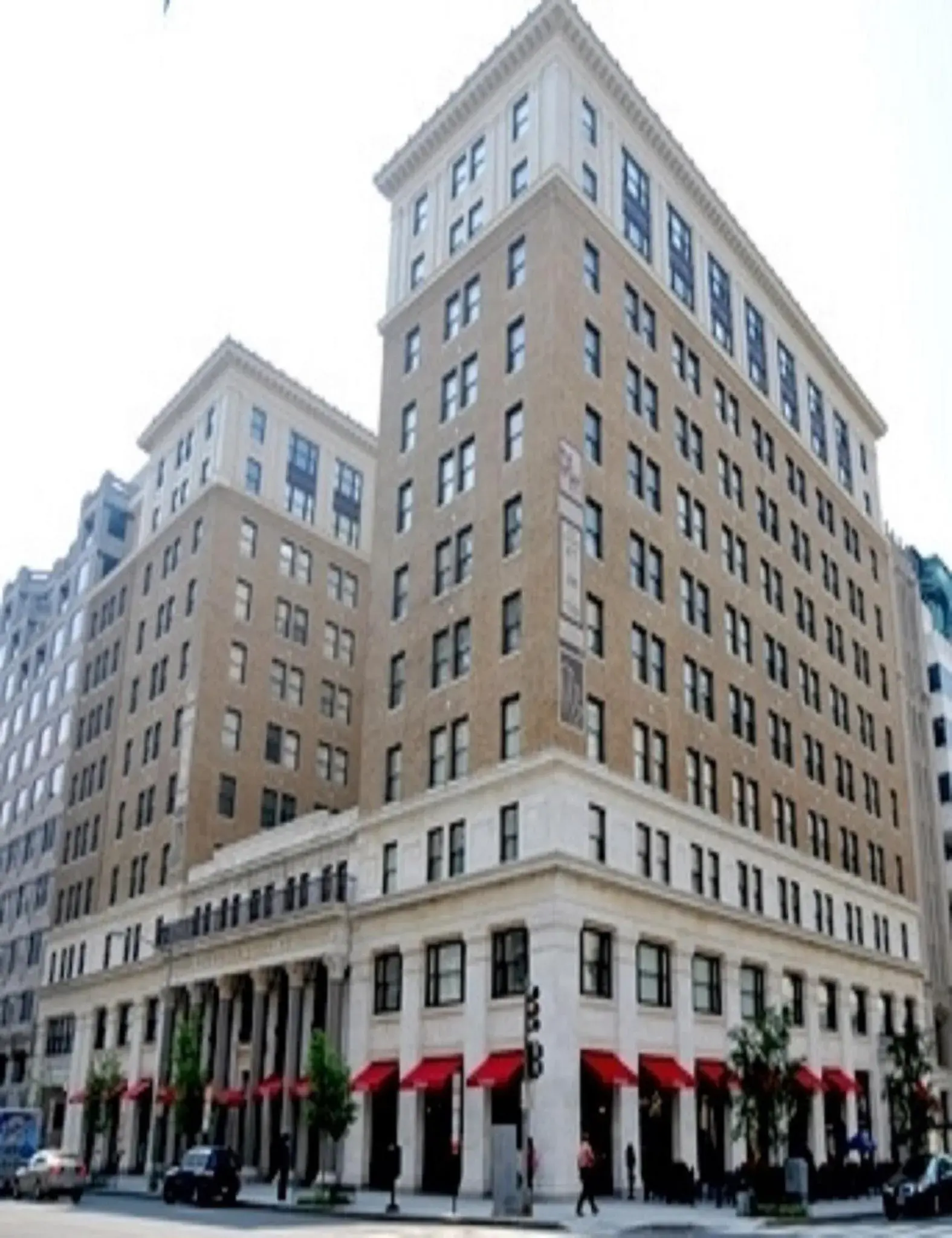 Facade/entrance in Global Luxury Suites at The White House Facade/entrance in Global Luxury Suites at The White House
