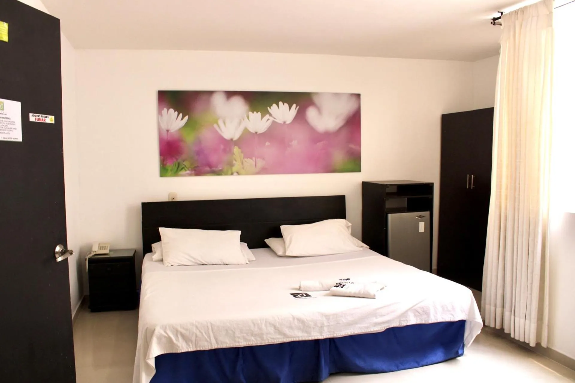 Deluxe Room with Air Conditioning in Hotel Bucaramanga Plaza
