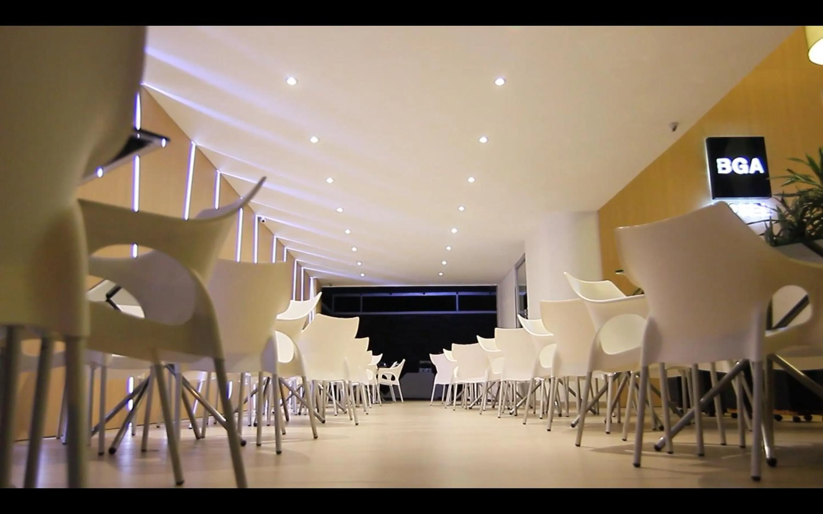 Communal lounge/ TV room in BGA Hotel