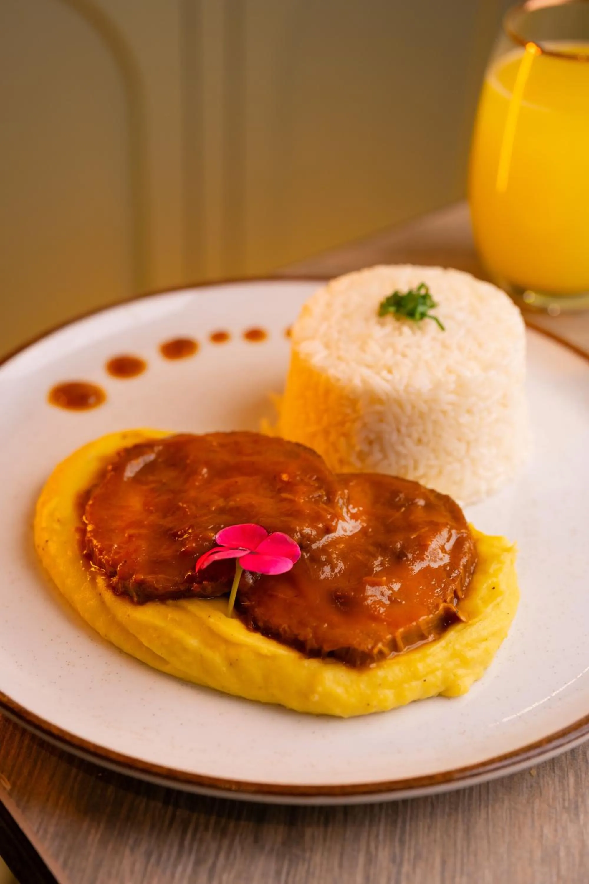 Restaurant/places to eat in Posada Blanca Hotel Boutique