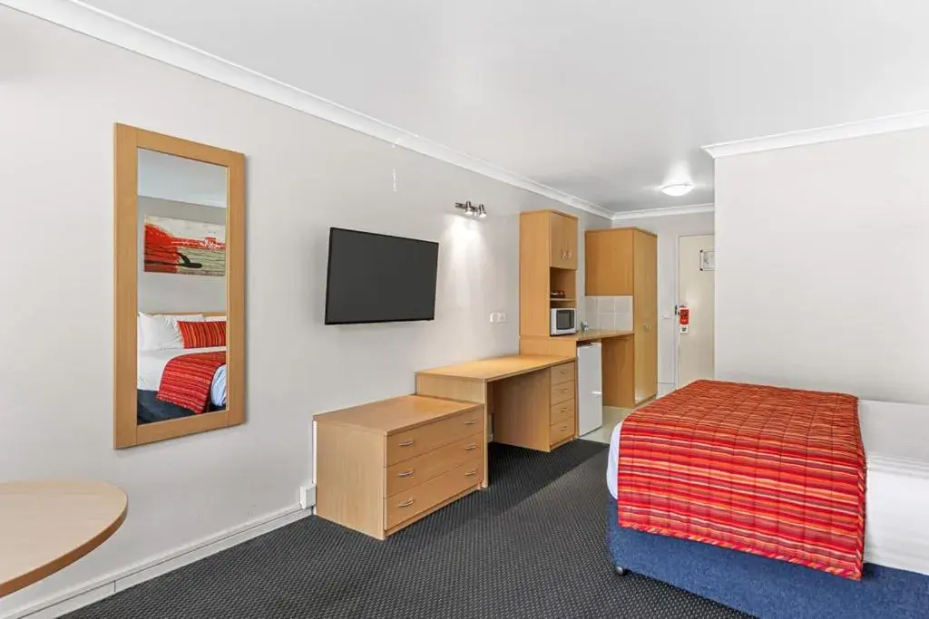 Bed in Comfort Inn Grammar View Bed in Comfort Inn Grammar View