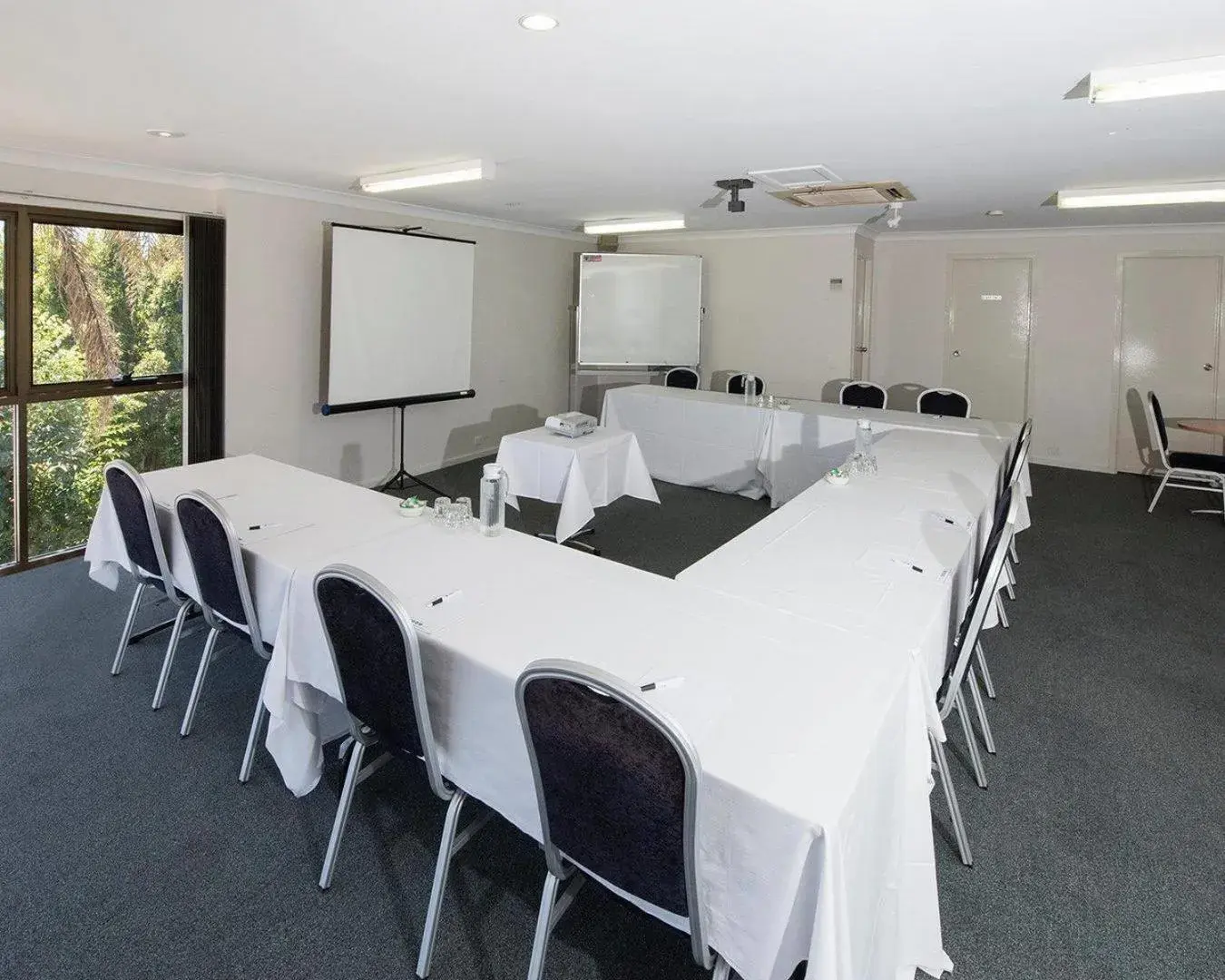 Meeting/conference room in Comfort Inn Grammar View Meeting/conference room in Comfort Inn Grammar View