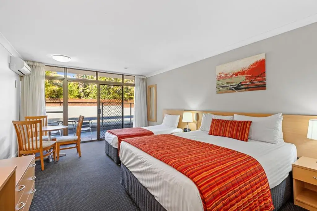 Bed in Comfort Inn Grammar View Bed in Comfort Inn Grammar View