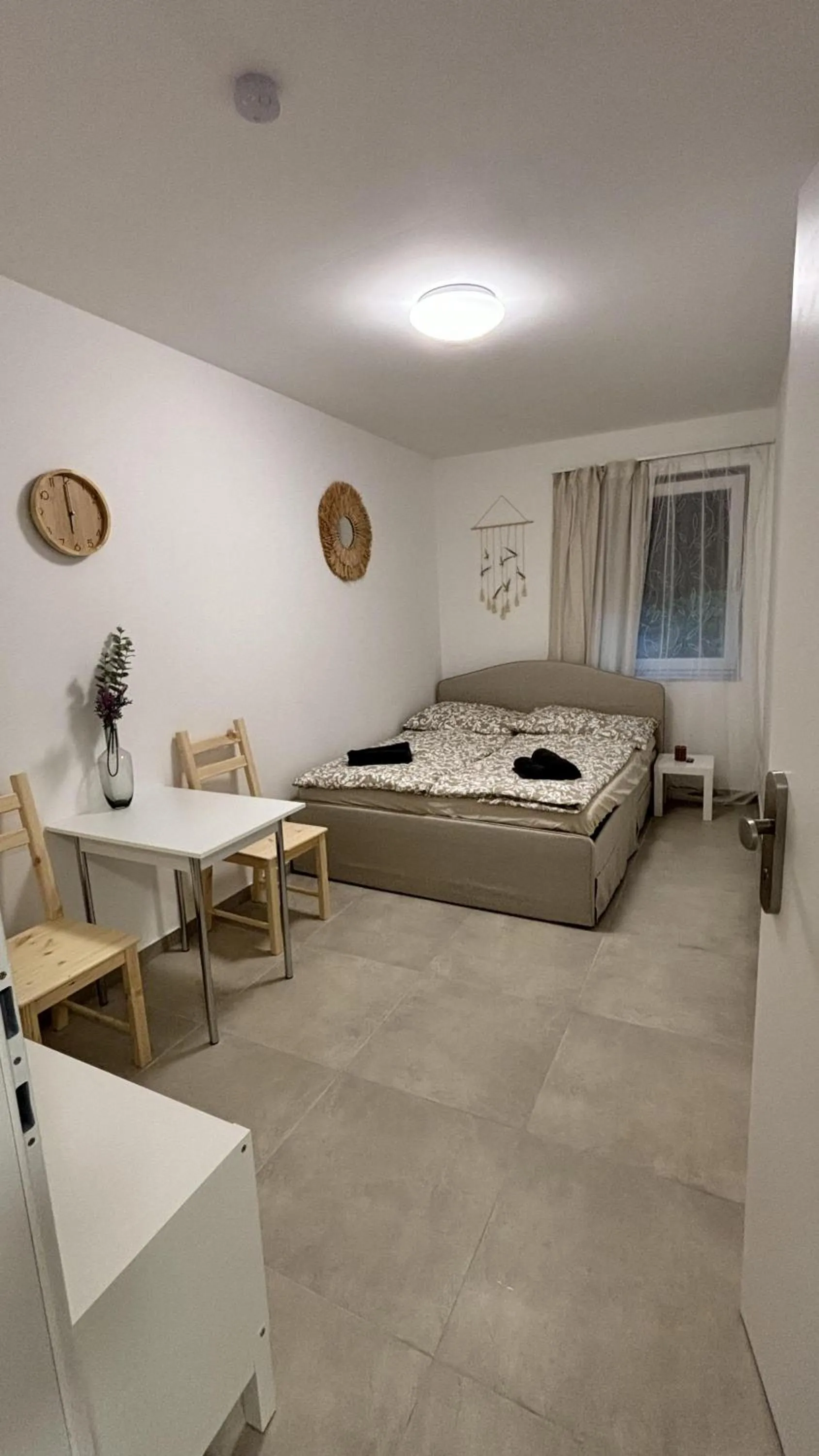 Bed in Langenzersdorf Apartment