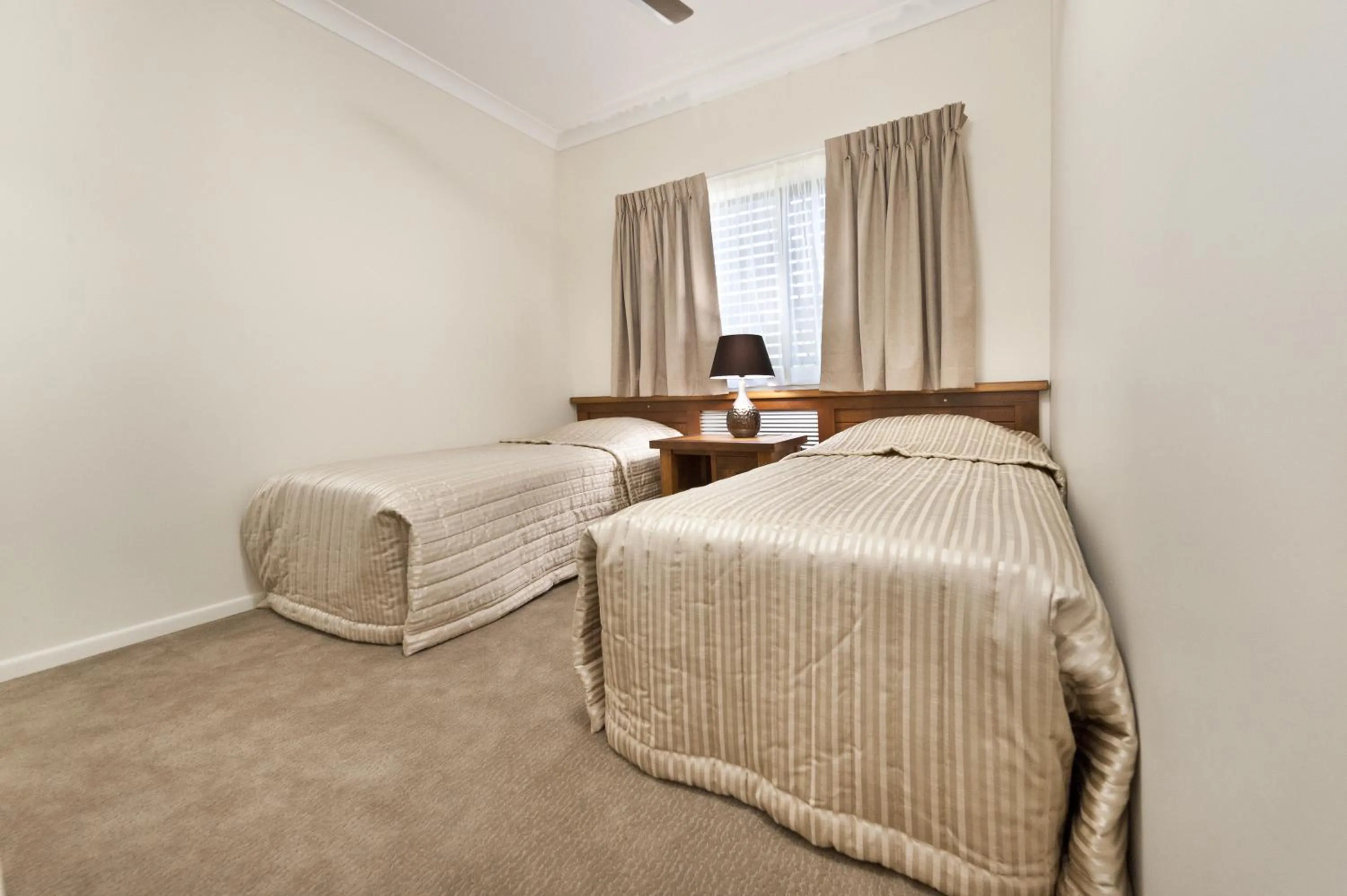 Bedroom, Bed in Apartments on Palmer