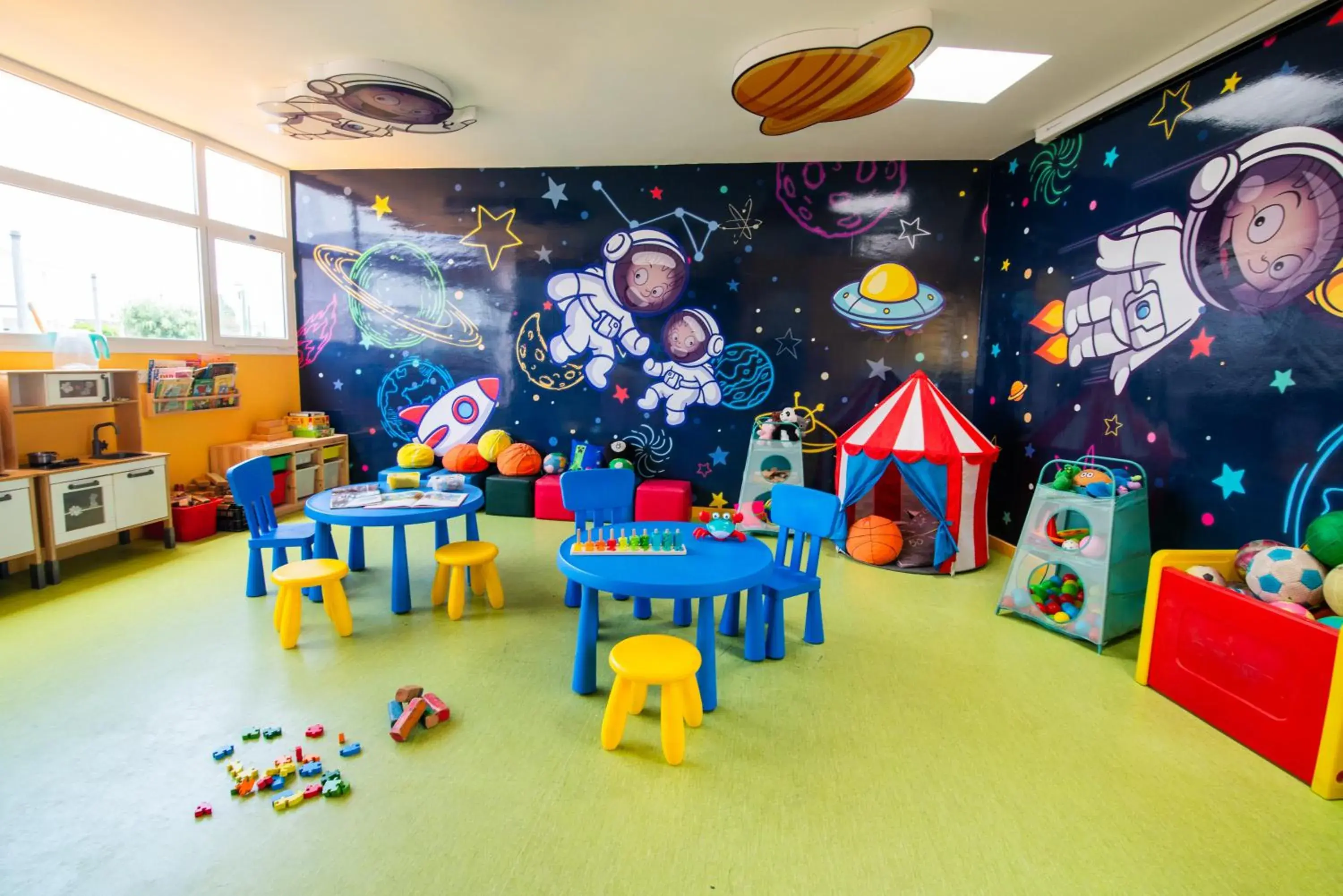 Property building in Aequora Lanzarote Suites Property building in Aequora Lanzarote Suites