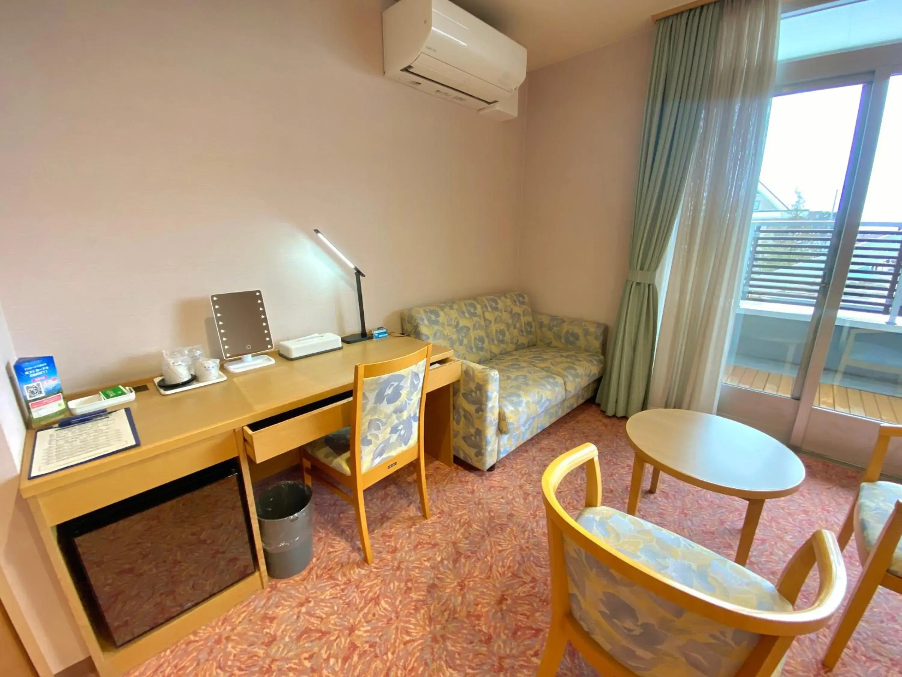 Photo of the whole room in Hotel Lavenir Photo of the whole room in Hotel Lavenir