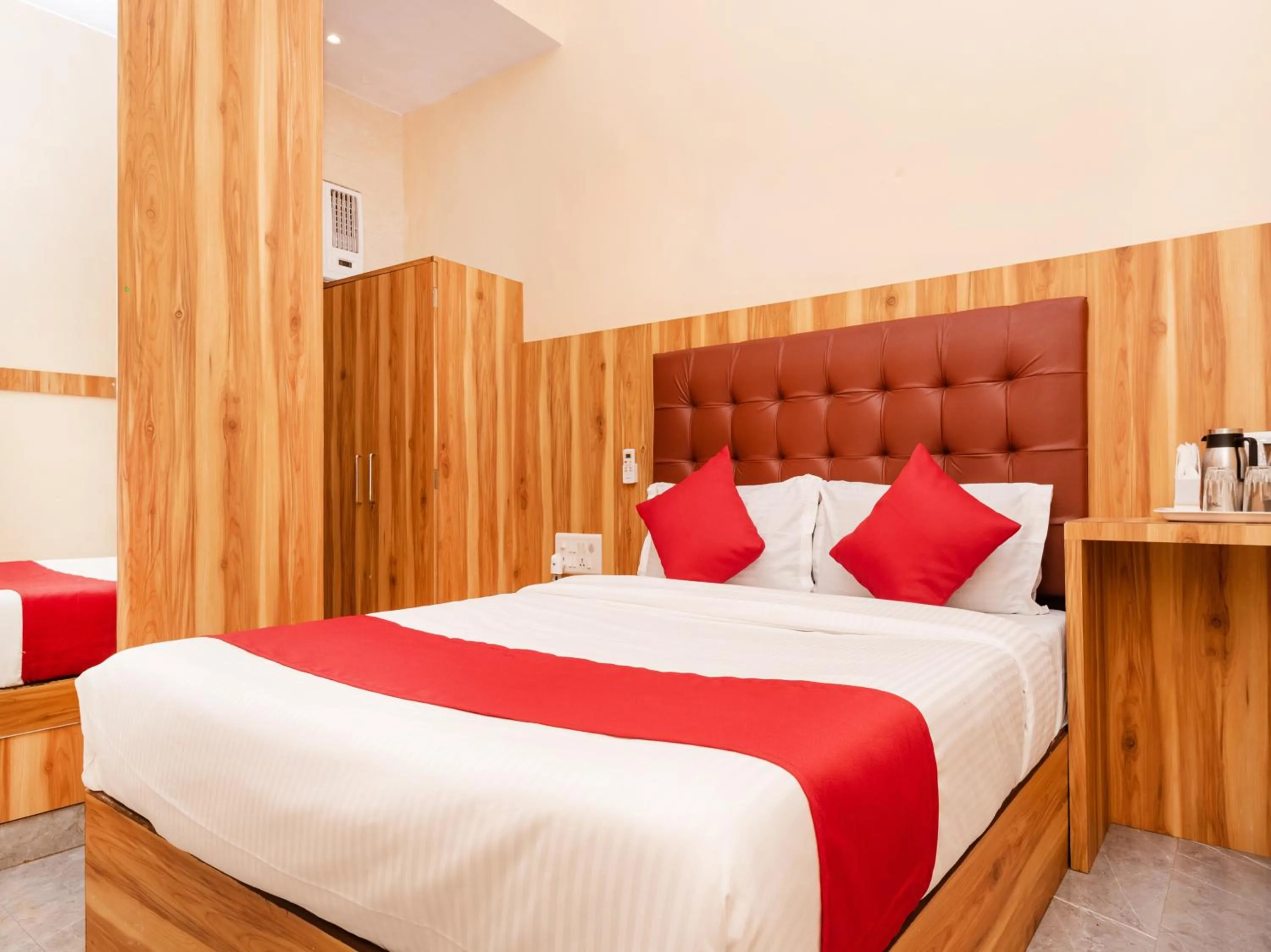 Bed in Hotel Al Moazin