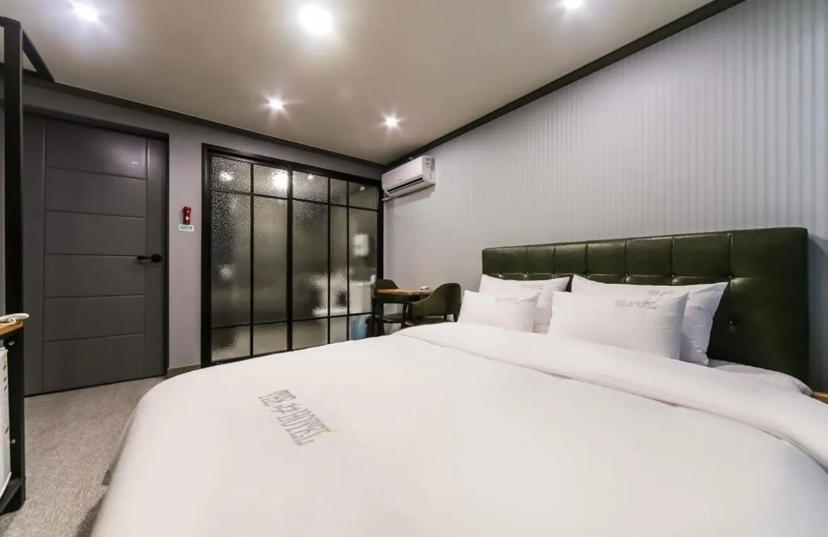 Bed in The Sharp Hotel