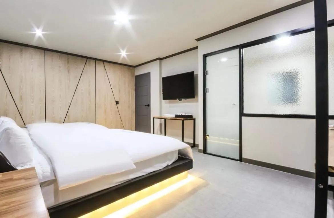 Bed in The Sharp Hotel