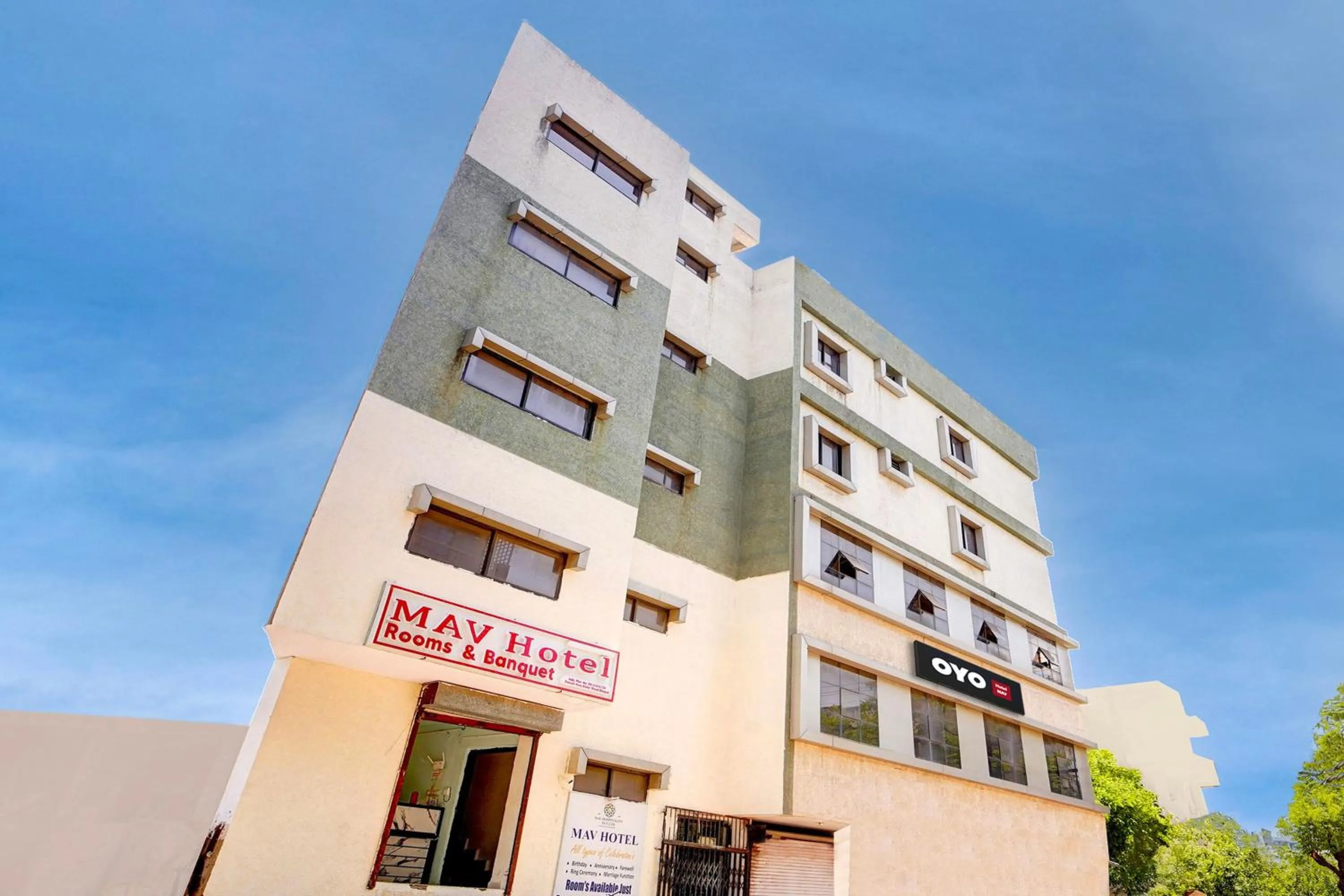 Facade/entrance in Hotel O Mav Hotel