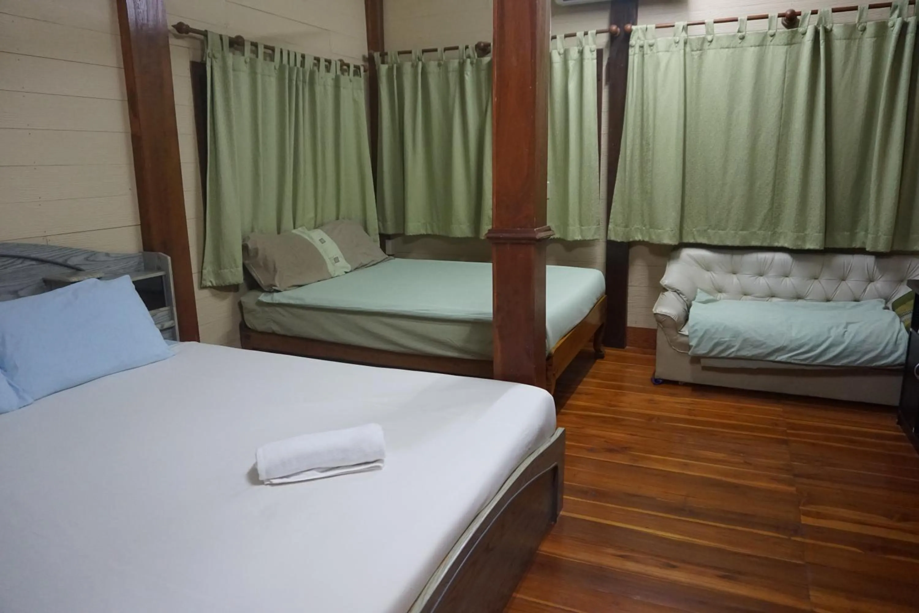 Bed in Samnaree Garden House