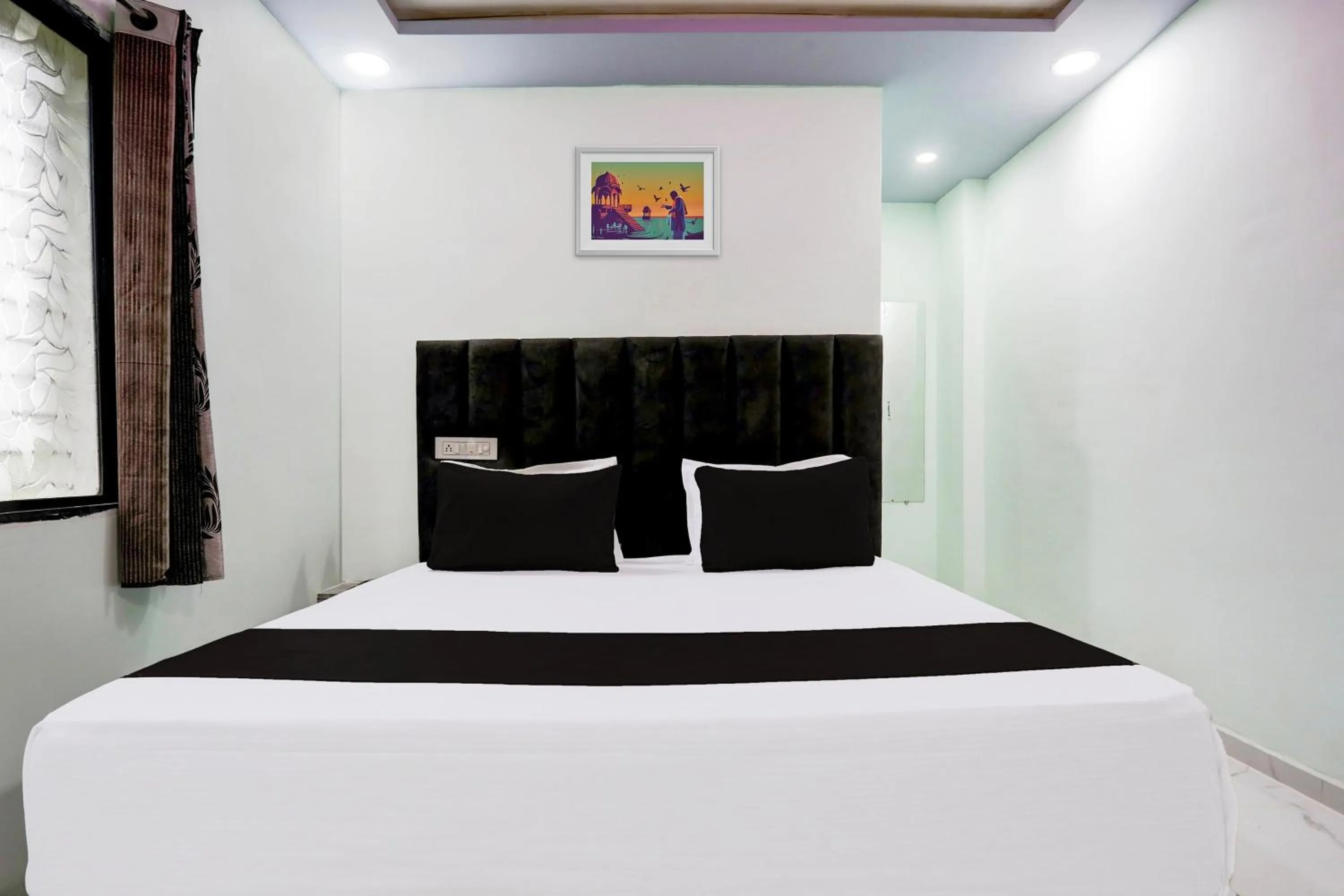 Bedroom, Bed in Hotel O Dream Stay