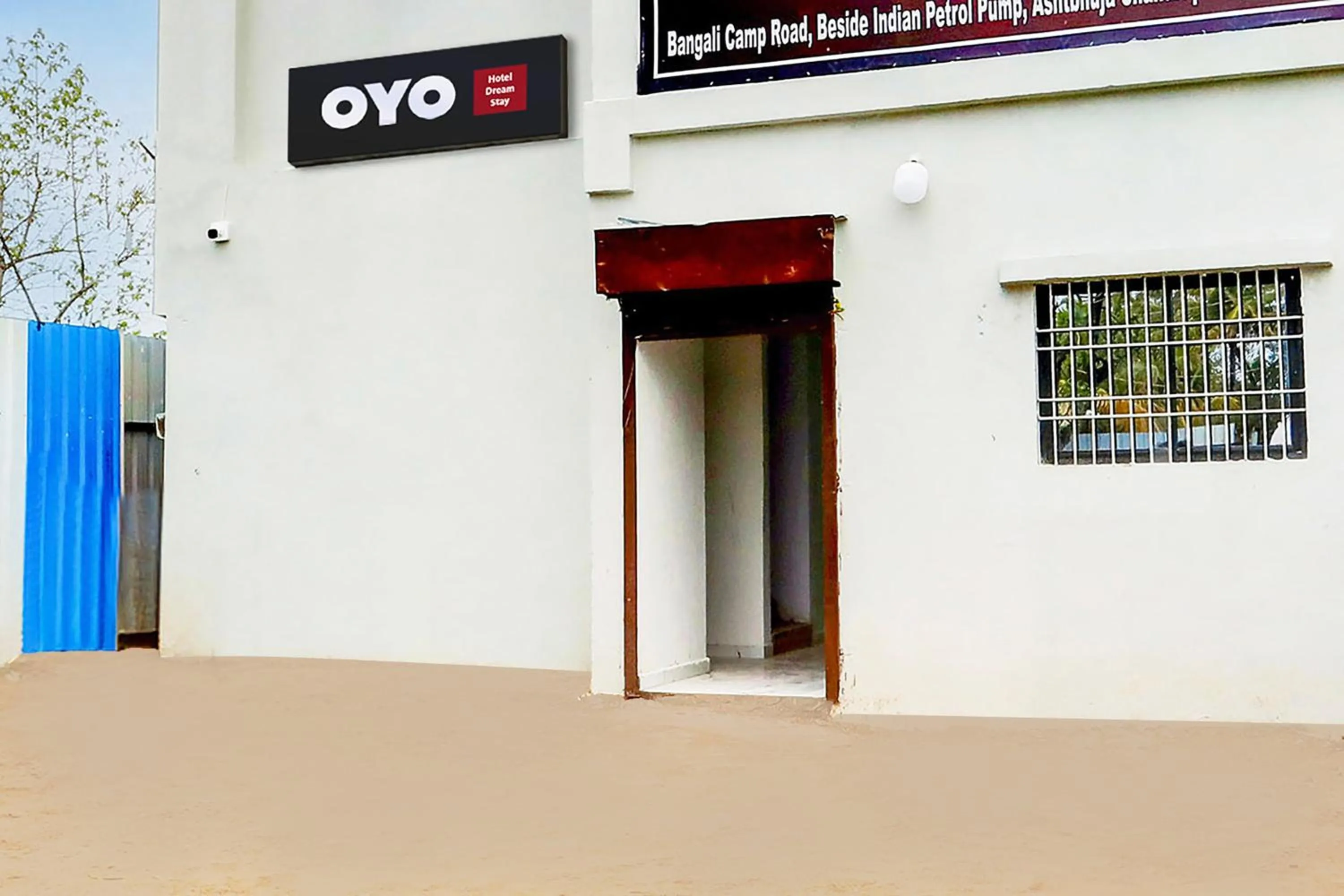 Facade/entrance in Hotel O Dream Stay