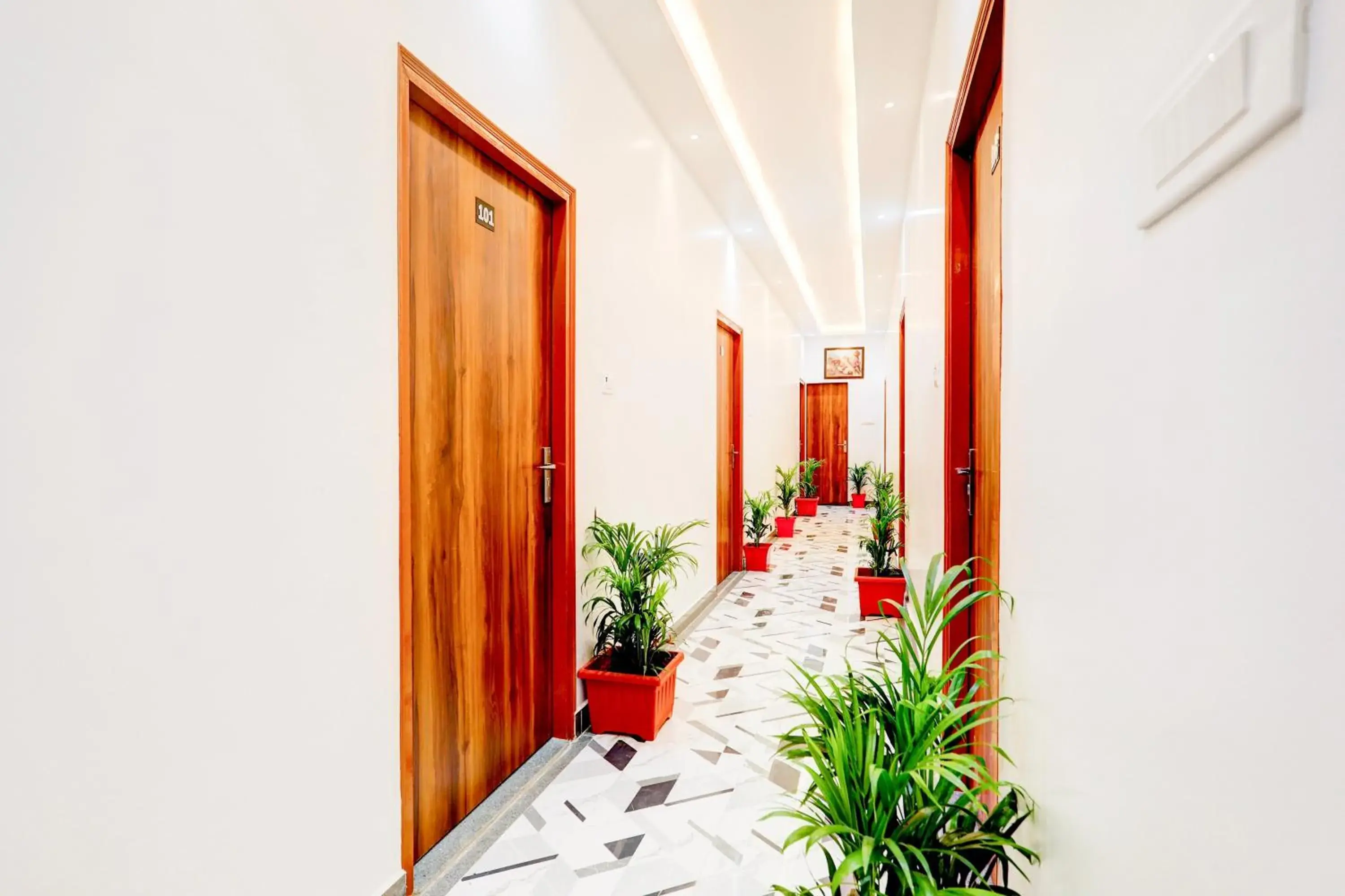 Lobby or reception in Hotel O by OYO Virat Inn Lobby or reception in Hotel O by OYO Virat Inn