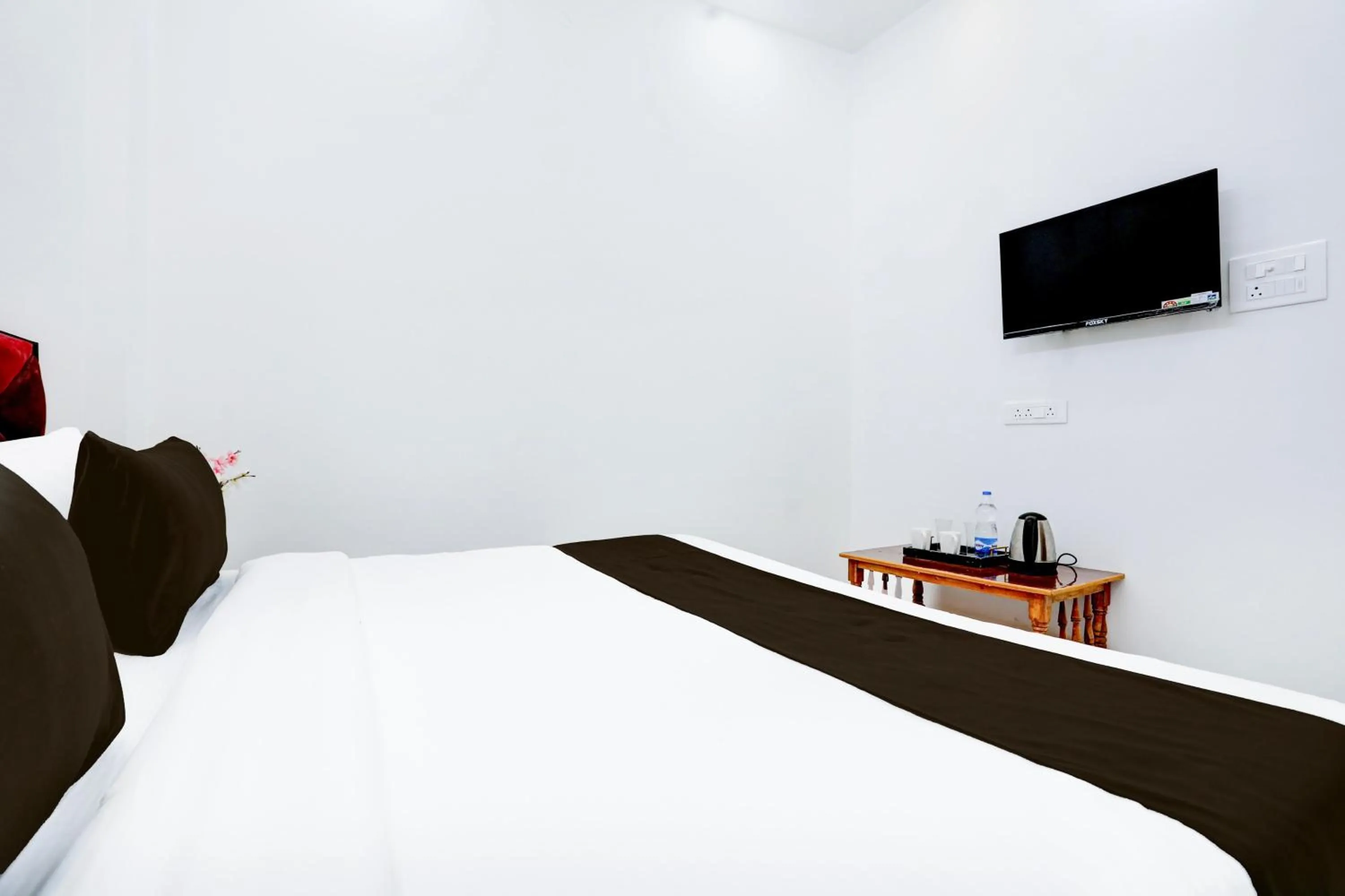 Bedroom, Bed in Hotel O by OYO Virat Inn