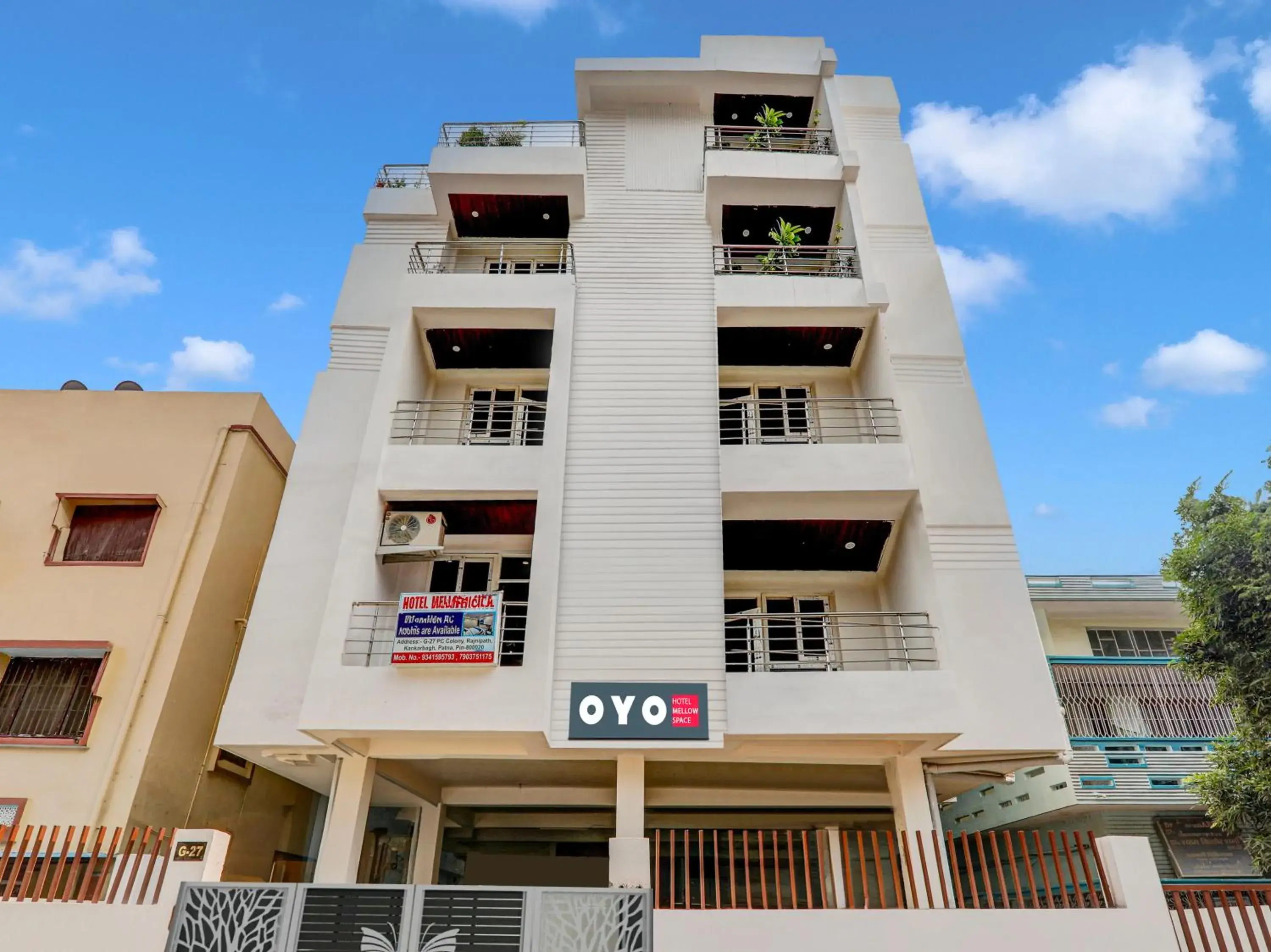 Facade/entrance in Hotel O Mellow Space Facade/entrance in Hotel O Mellow Space