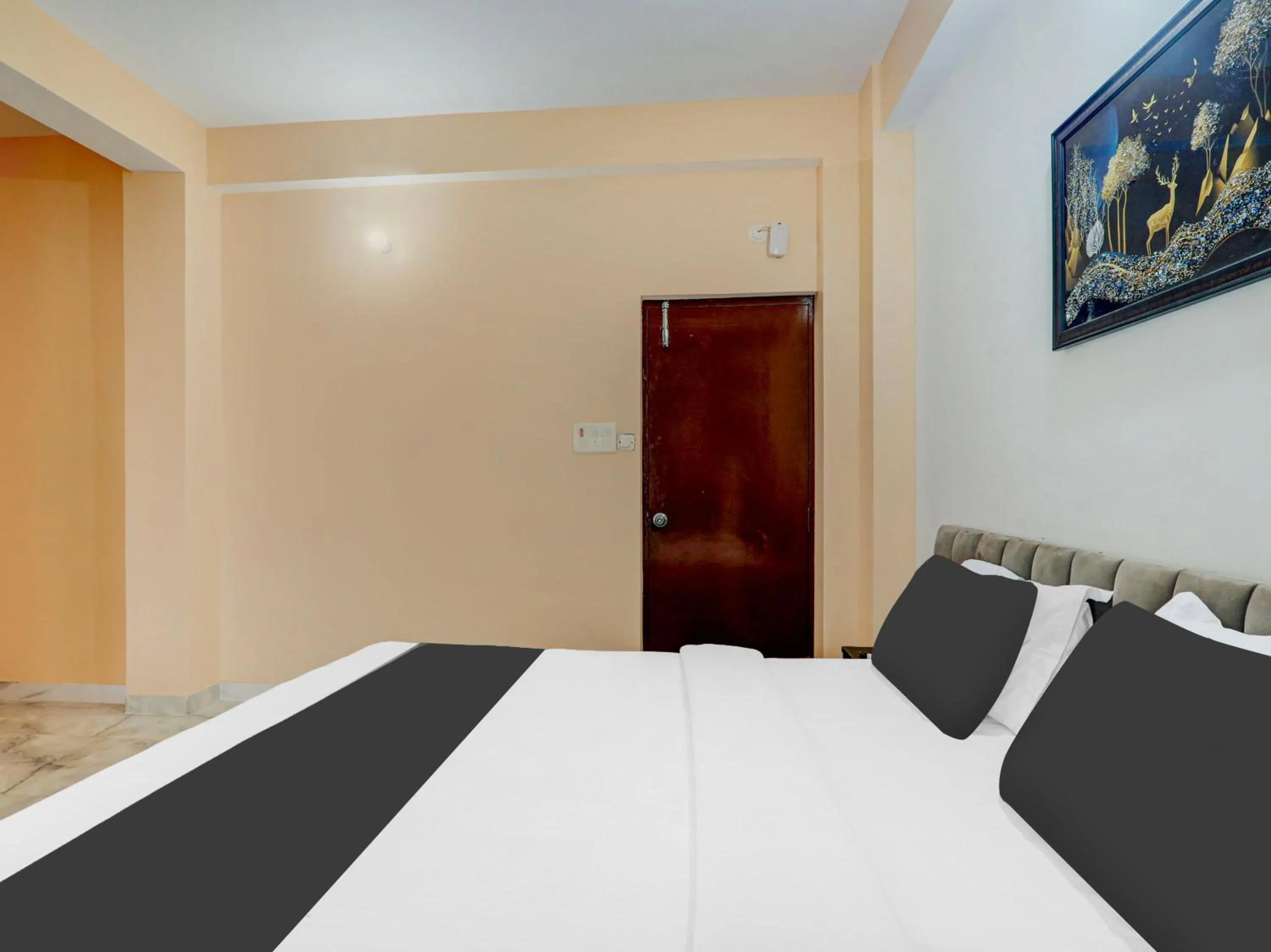 Bedroom, Bed in Hotel O Mellow Space