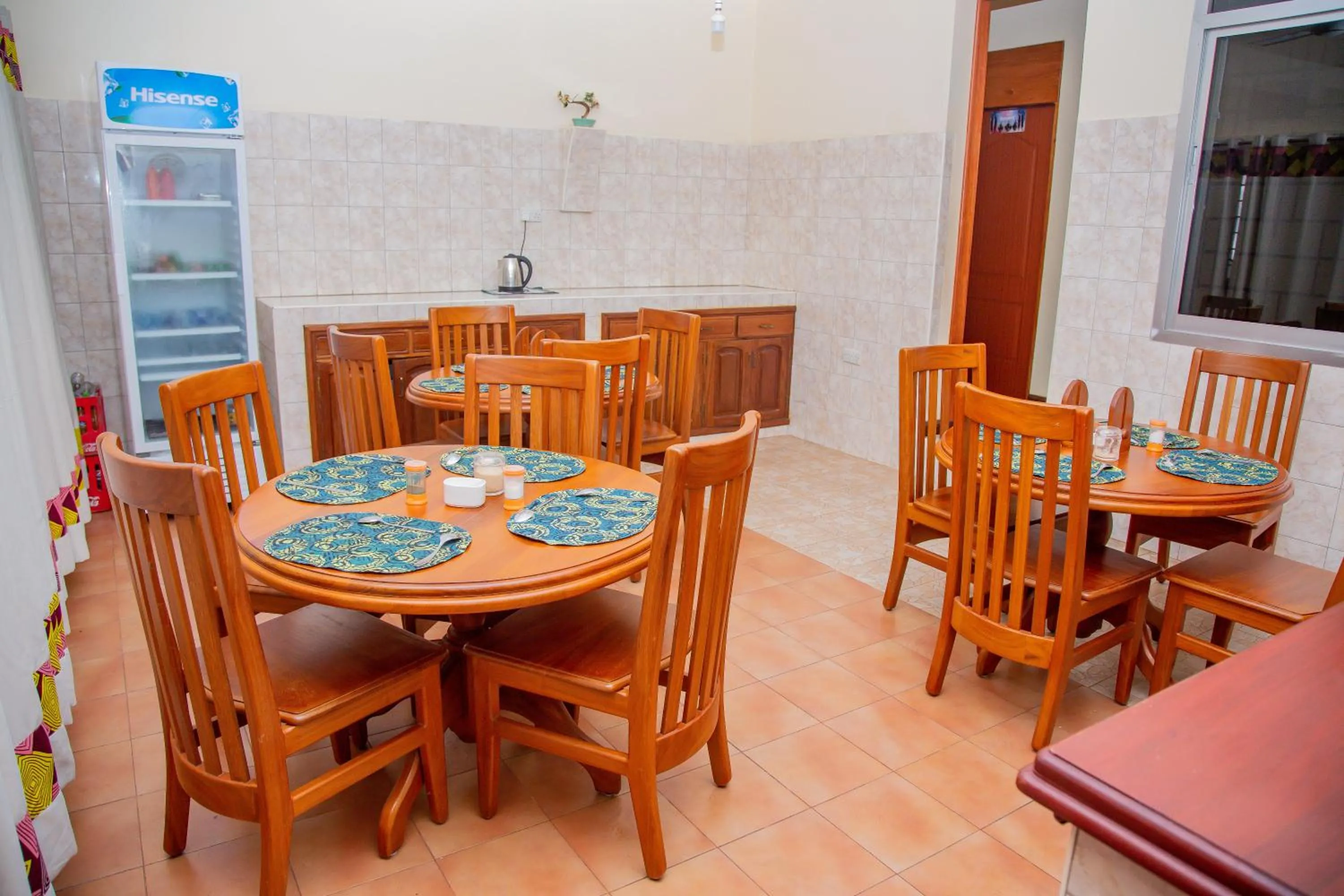 Dining area in La Casa Preciosa in Tanga