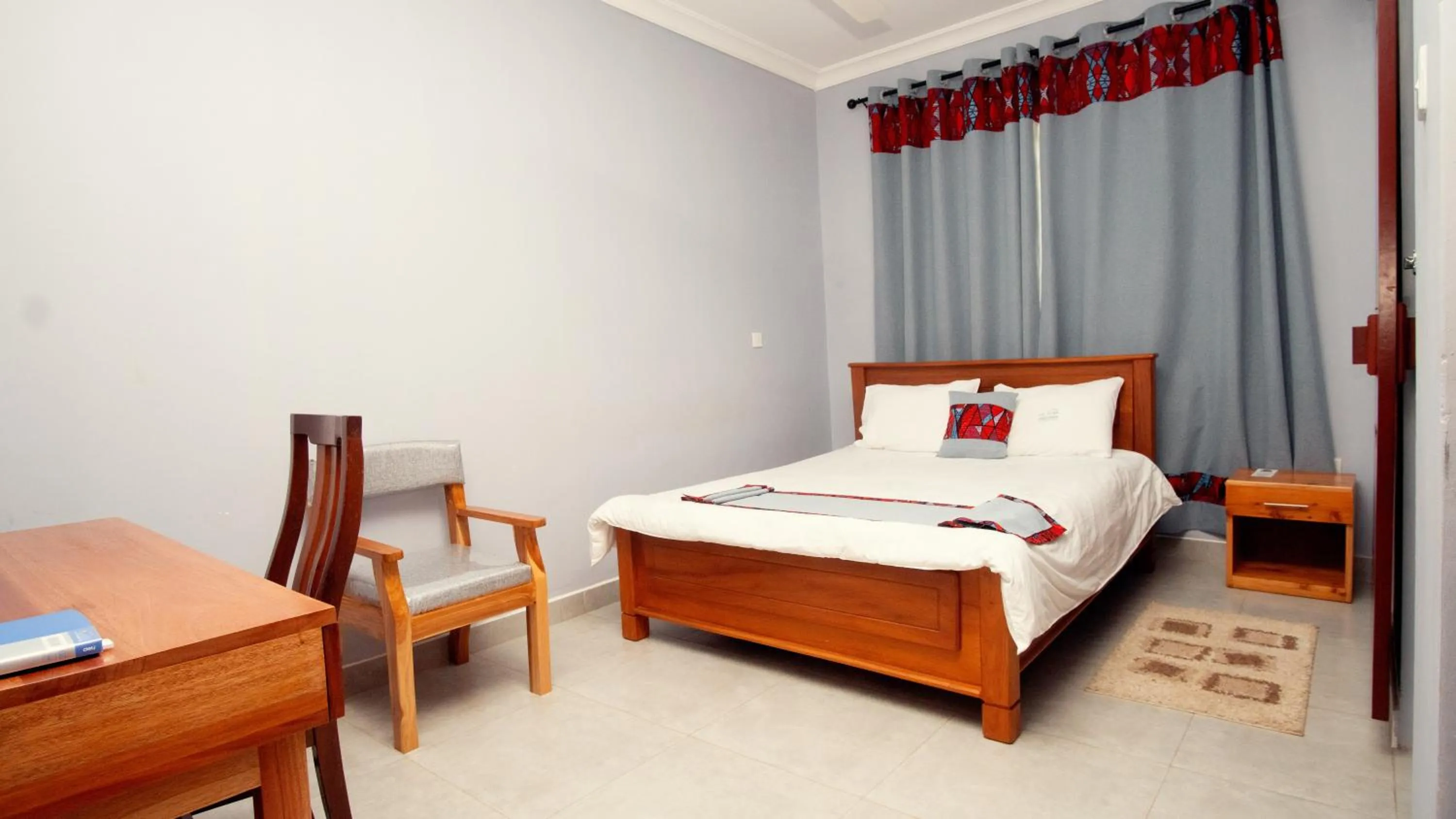 Photo of the whole room in La Casa Preciosa in Tanga