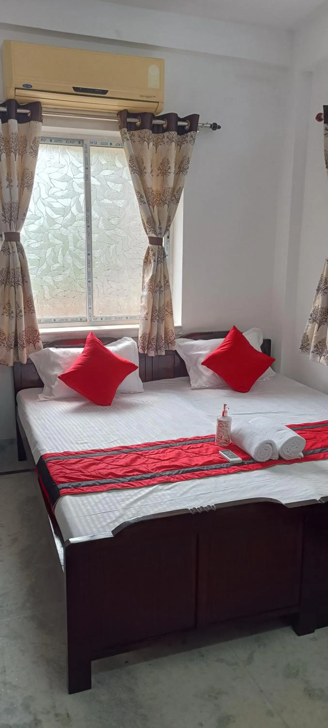 Bed in Regencyy Guest House