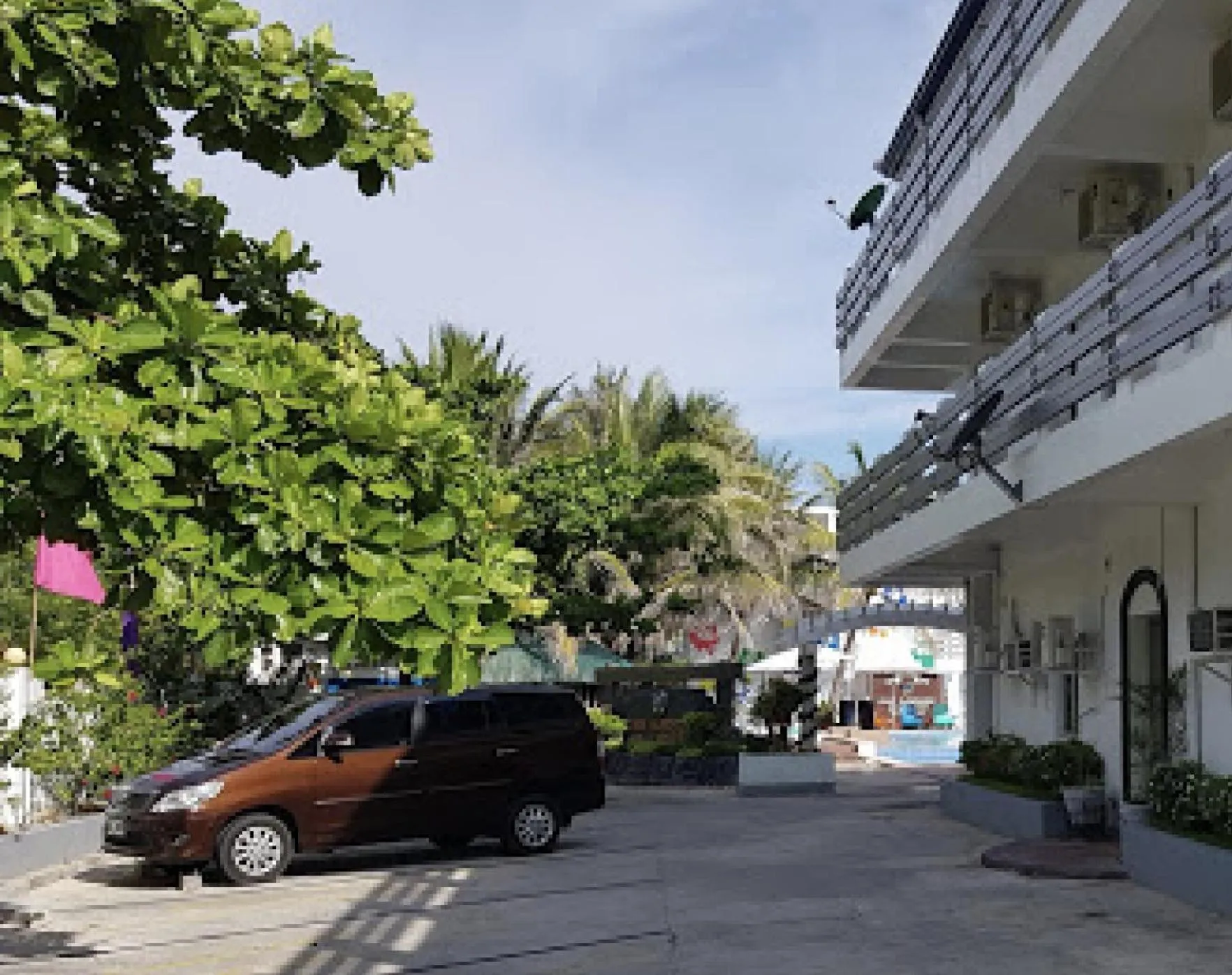 Property building in Casa Almarenzo Bed & Breakfast