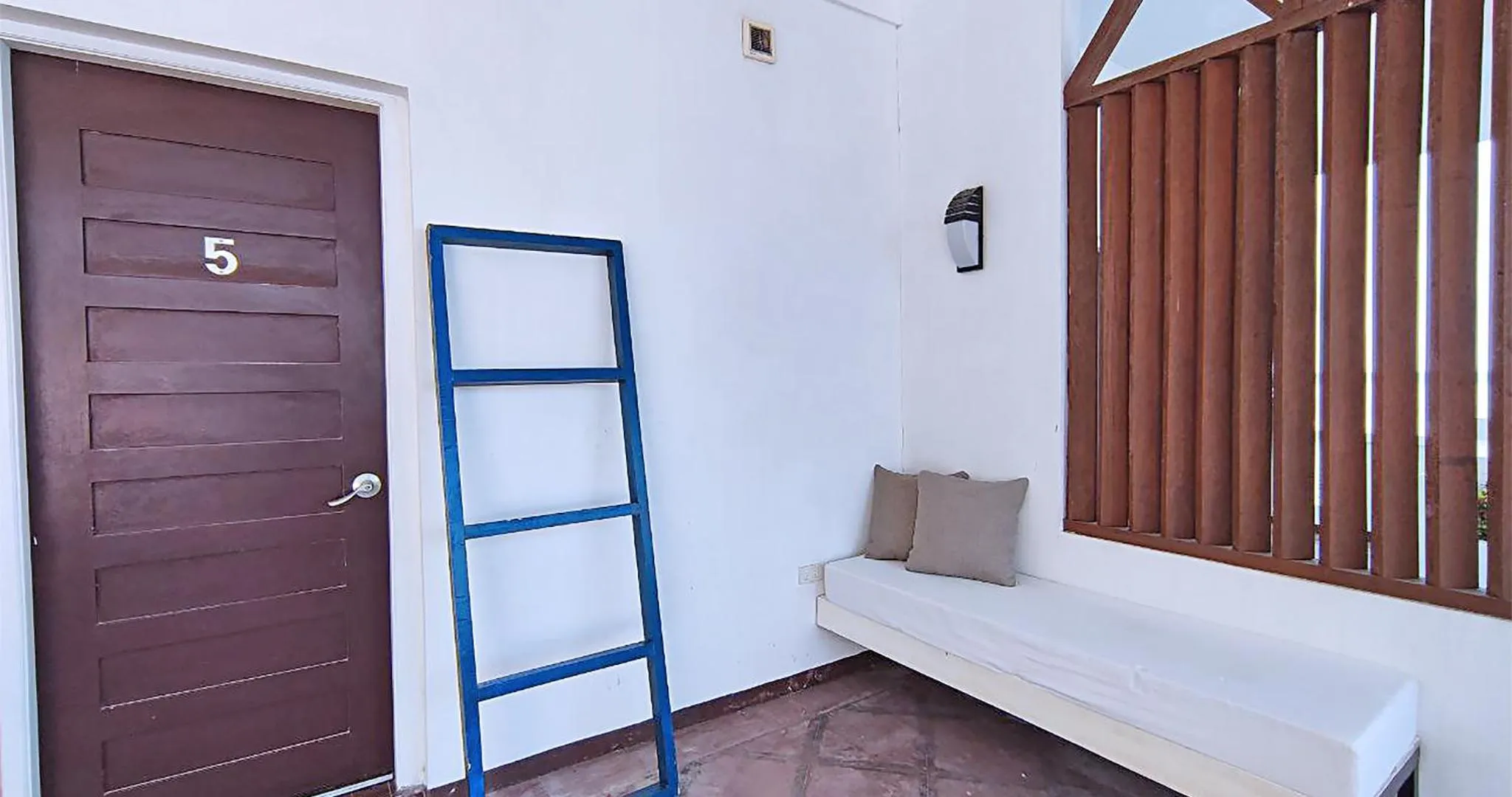 Patio in Casa Almarenzo Bed & Breakfast