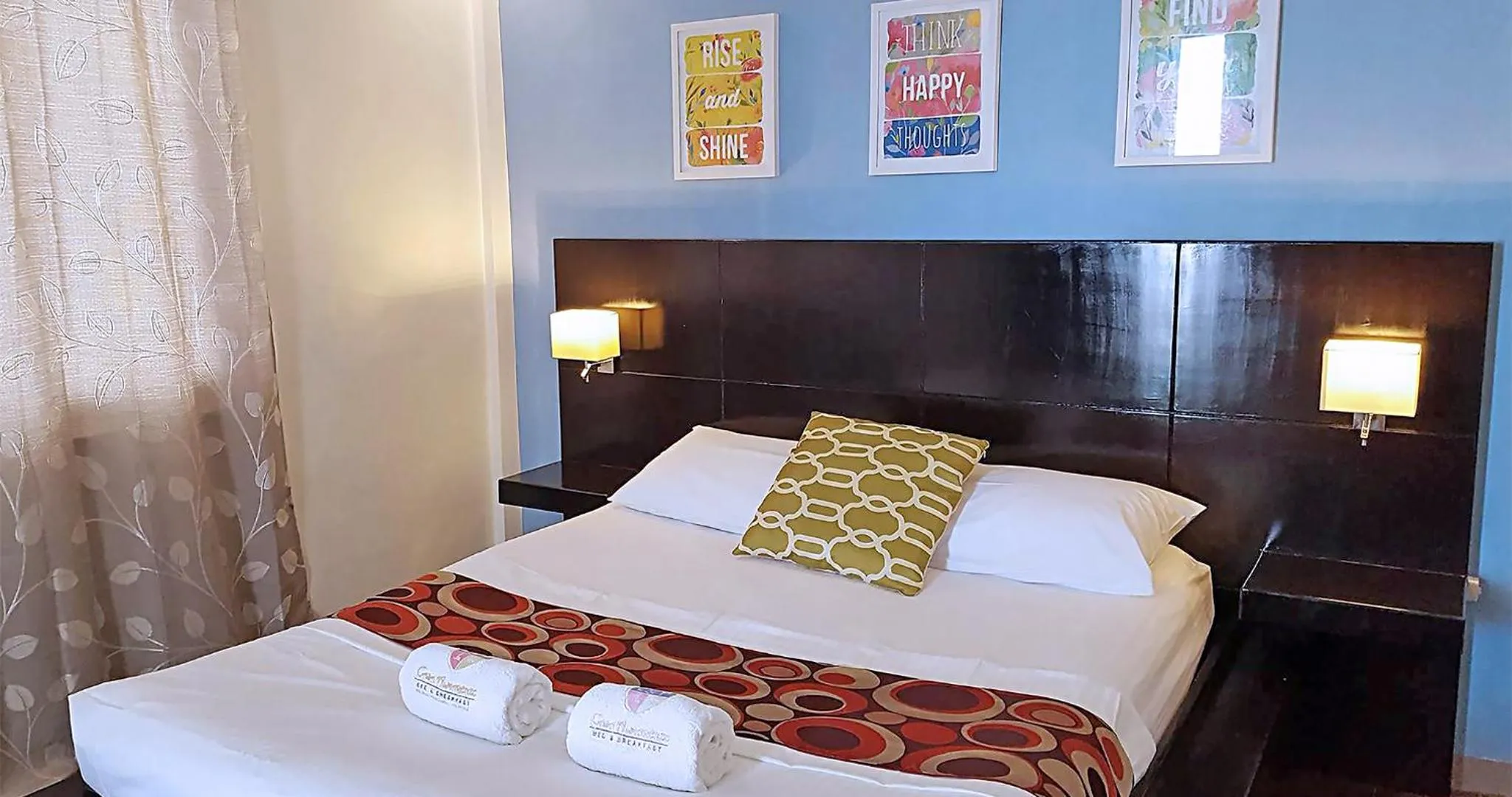 Bed in Casa Almarenzo Bed & Breakfast