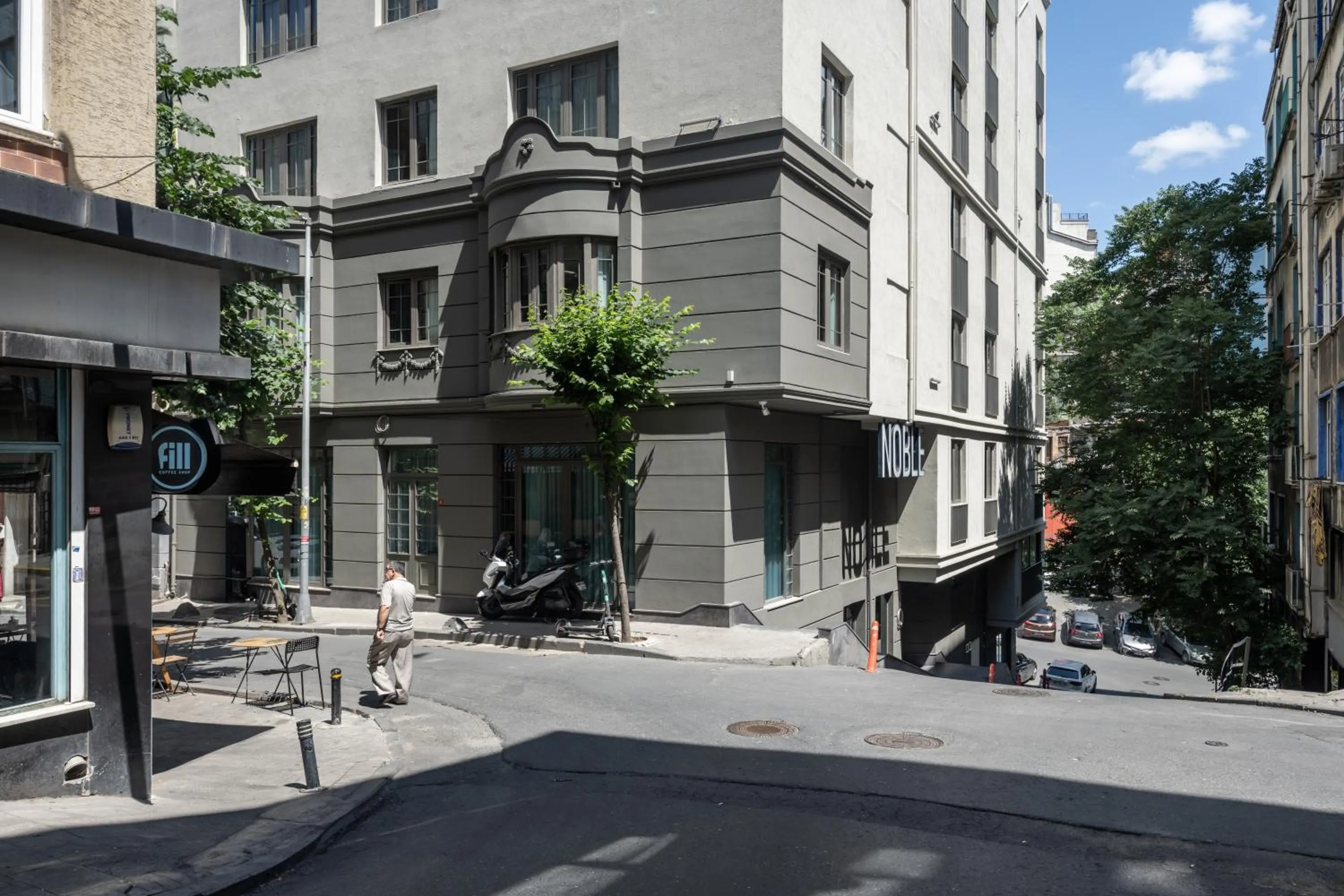 Property building in Noble Pangaltı