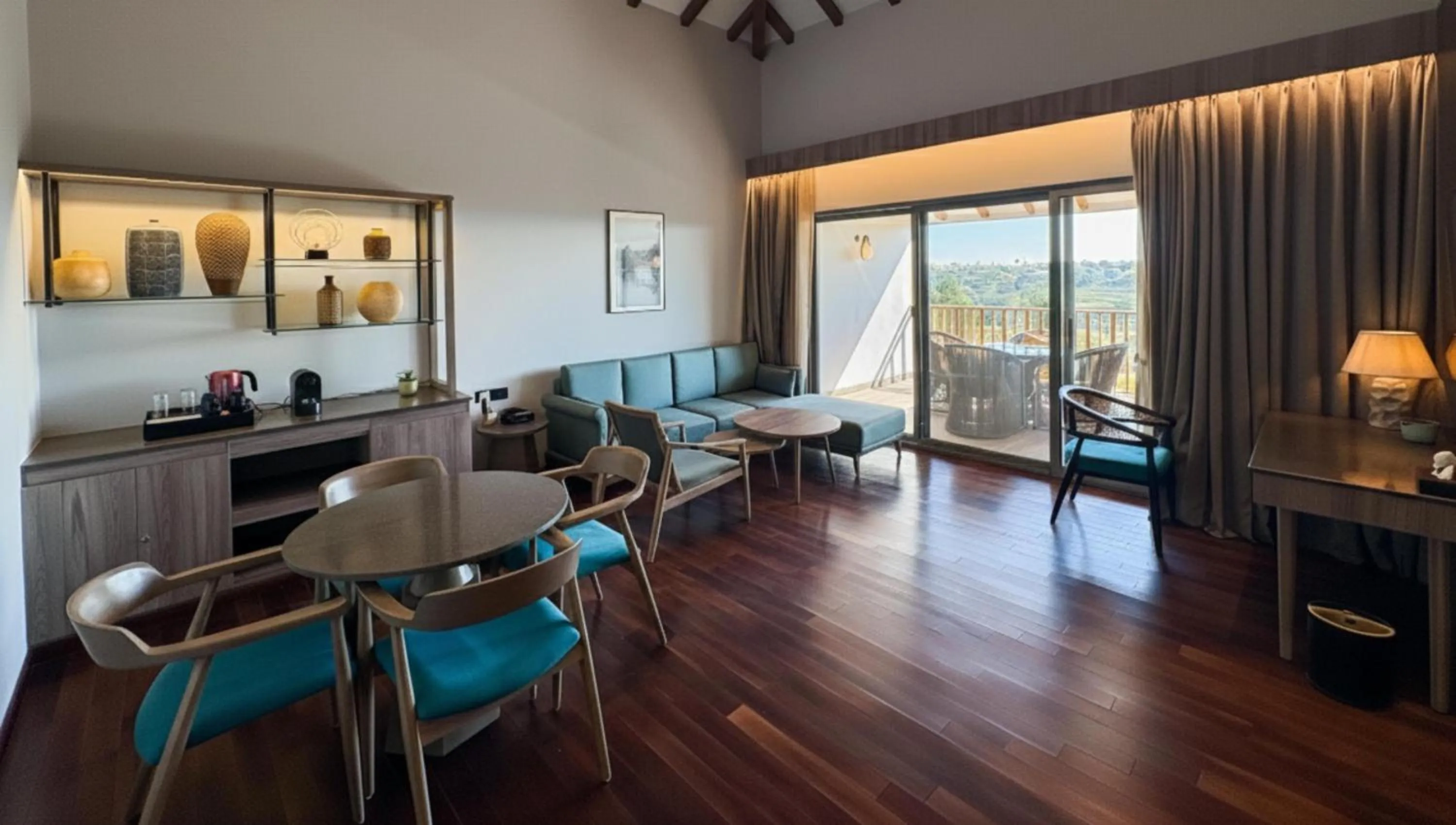 Photo of the whole room in Radisson Resort Hatgad Saputara