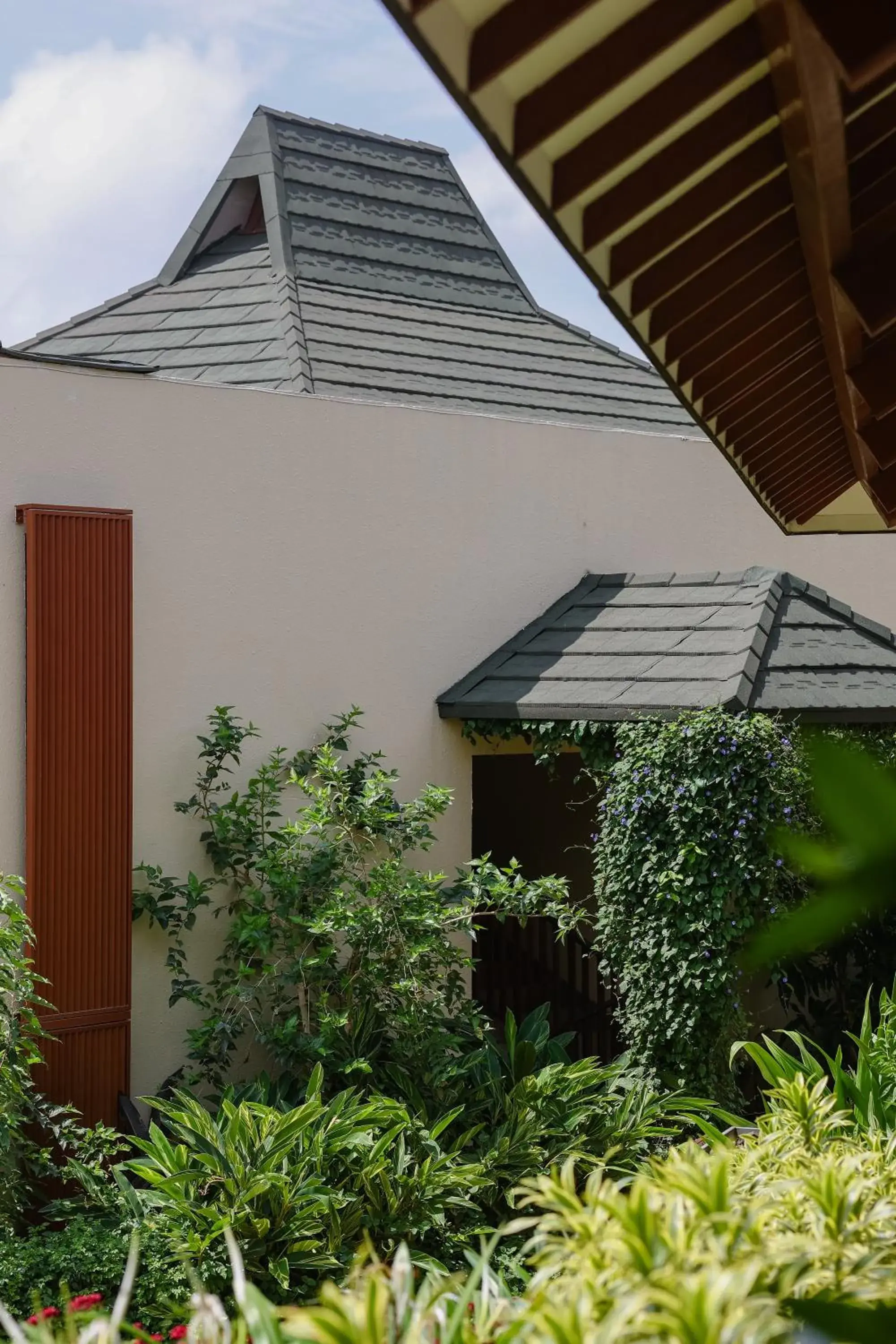 Property building in Radisson Resort Hatgad Saputara Property building in Radisson Resort Hatgad Saputara