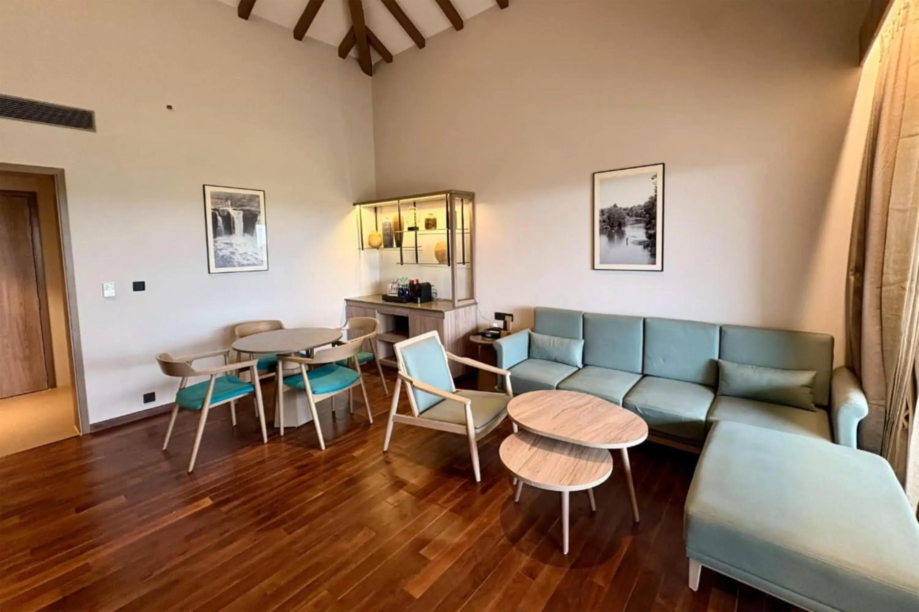 Photo of the whole room in Radisson Resort Hatgad Saputara Photo of the whole room in Radisson Resort Hatgad Saputara