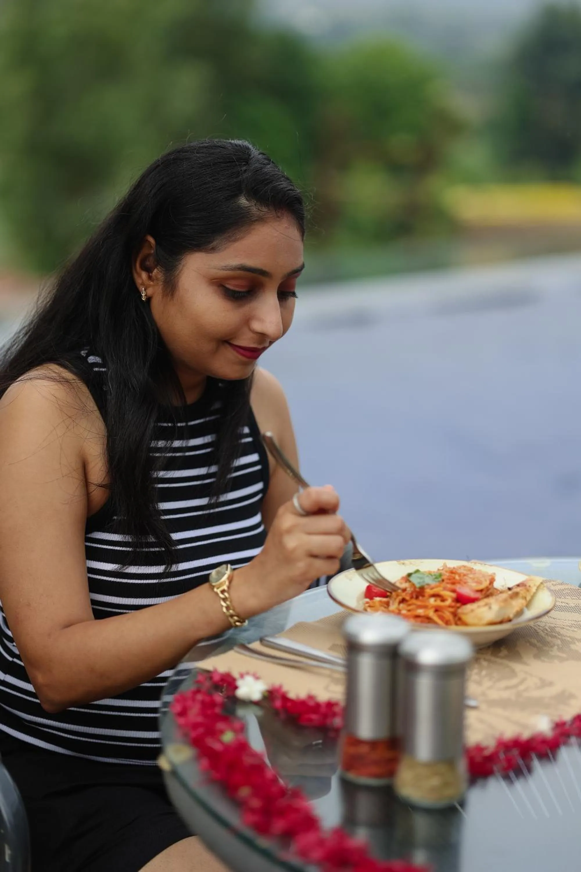 Food in Radisson Resort Hatgad Saputara