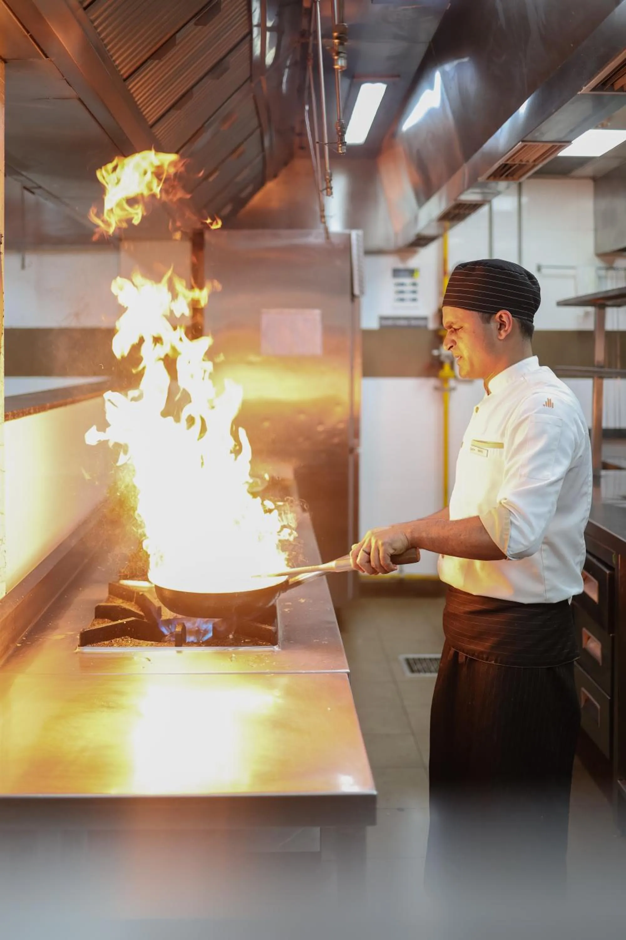 kitchen in Radisson Resort Hatgad Saputara