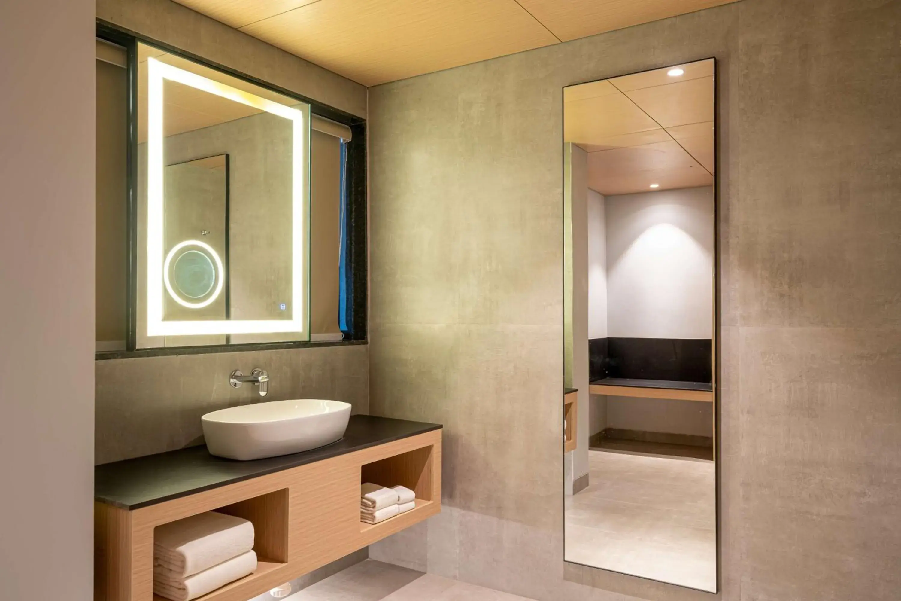 Bathroom in Radisson Resort Hatgad Saputara Bathroom in Radisson Resort Hatgad Saputara