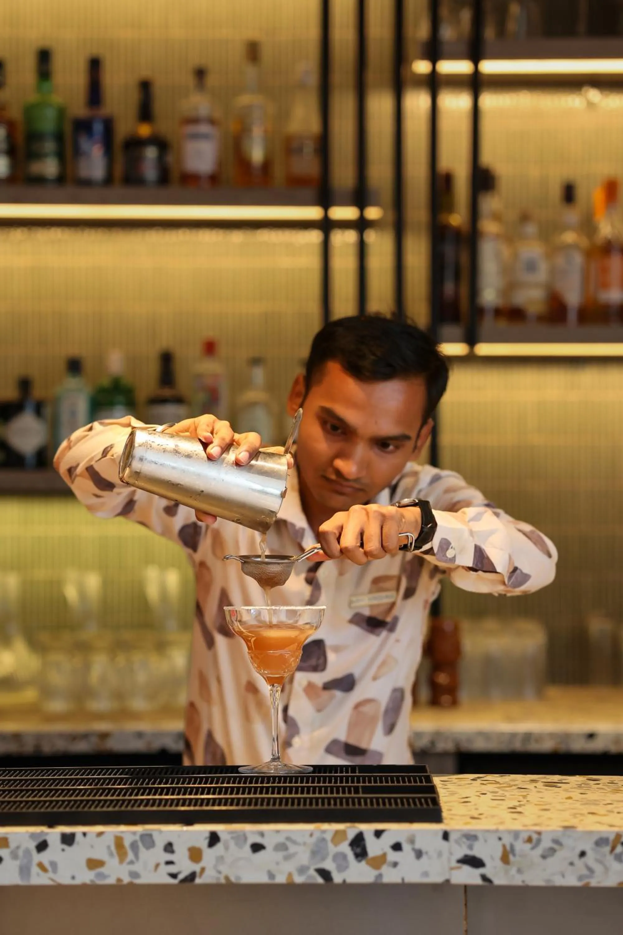 Lounge or bar in Radisson Resort Hatgad Saputara