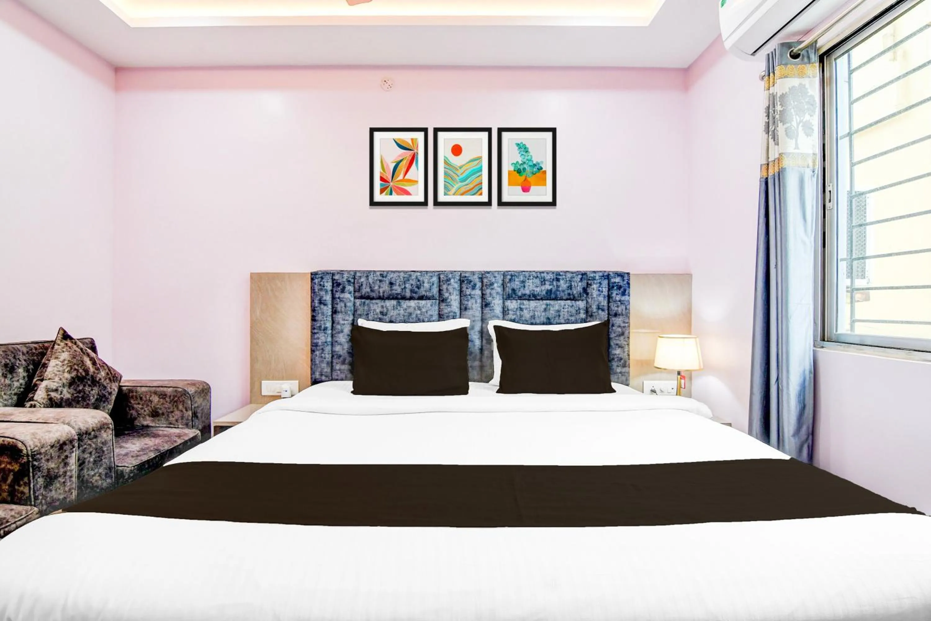 Bedroom, Bed in Collection O SF Road Siliguri Formerly Jyoti Hotel
