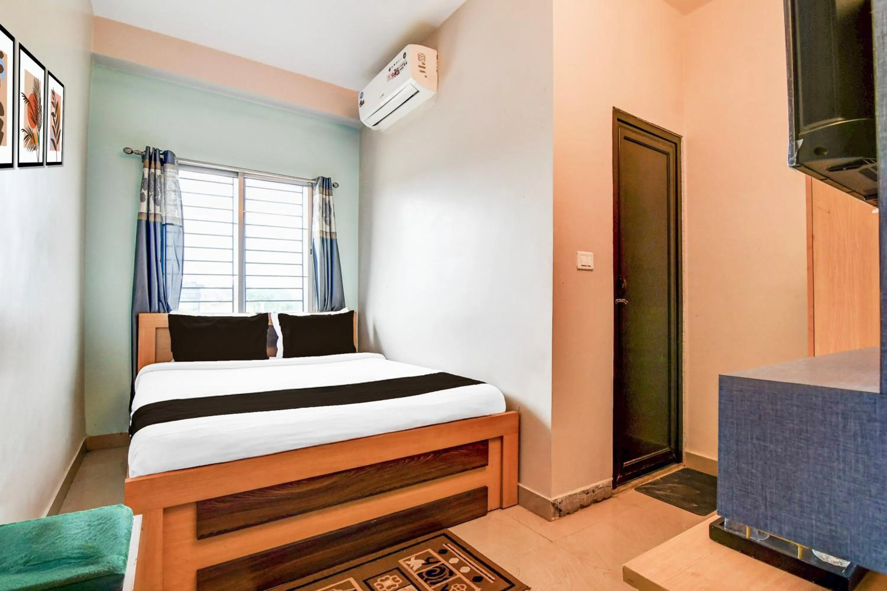 Bedroom, Bed in Collection O SF Road Siliguri Formerly Jyoti Hotel