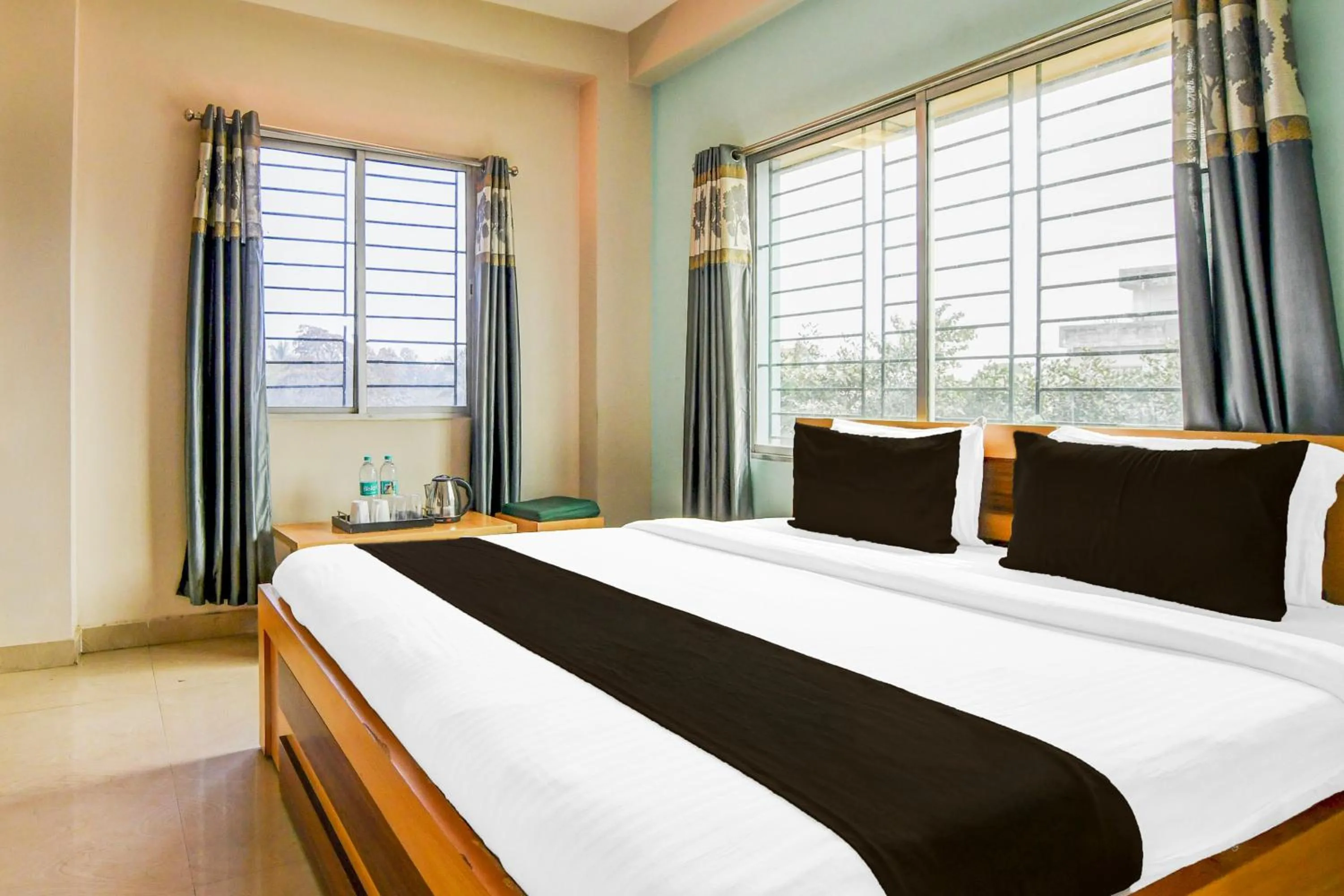 Bedroom, Bed in Collection O SF Road Siliguri Formerly Jyoti Hotel