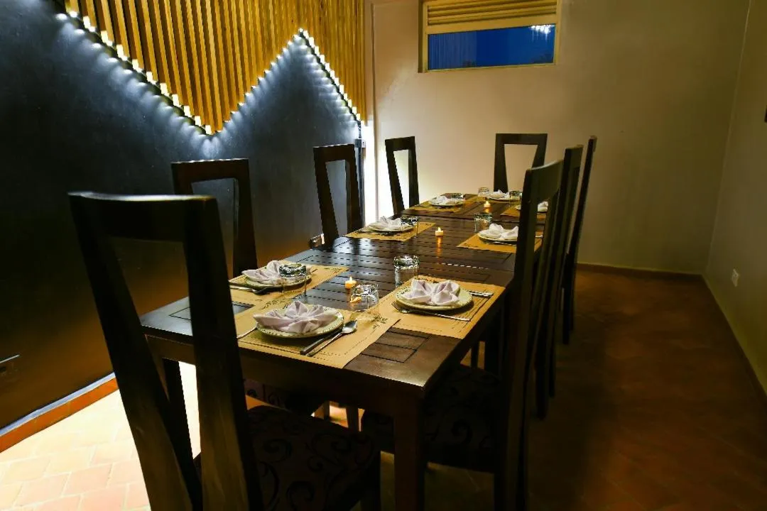 Restaurant/places to eat in Arcadia Suites - Kampala