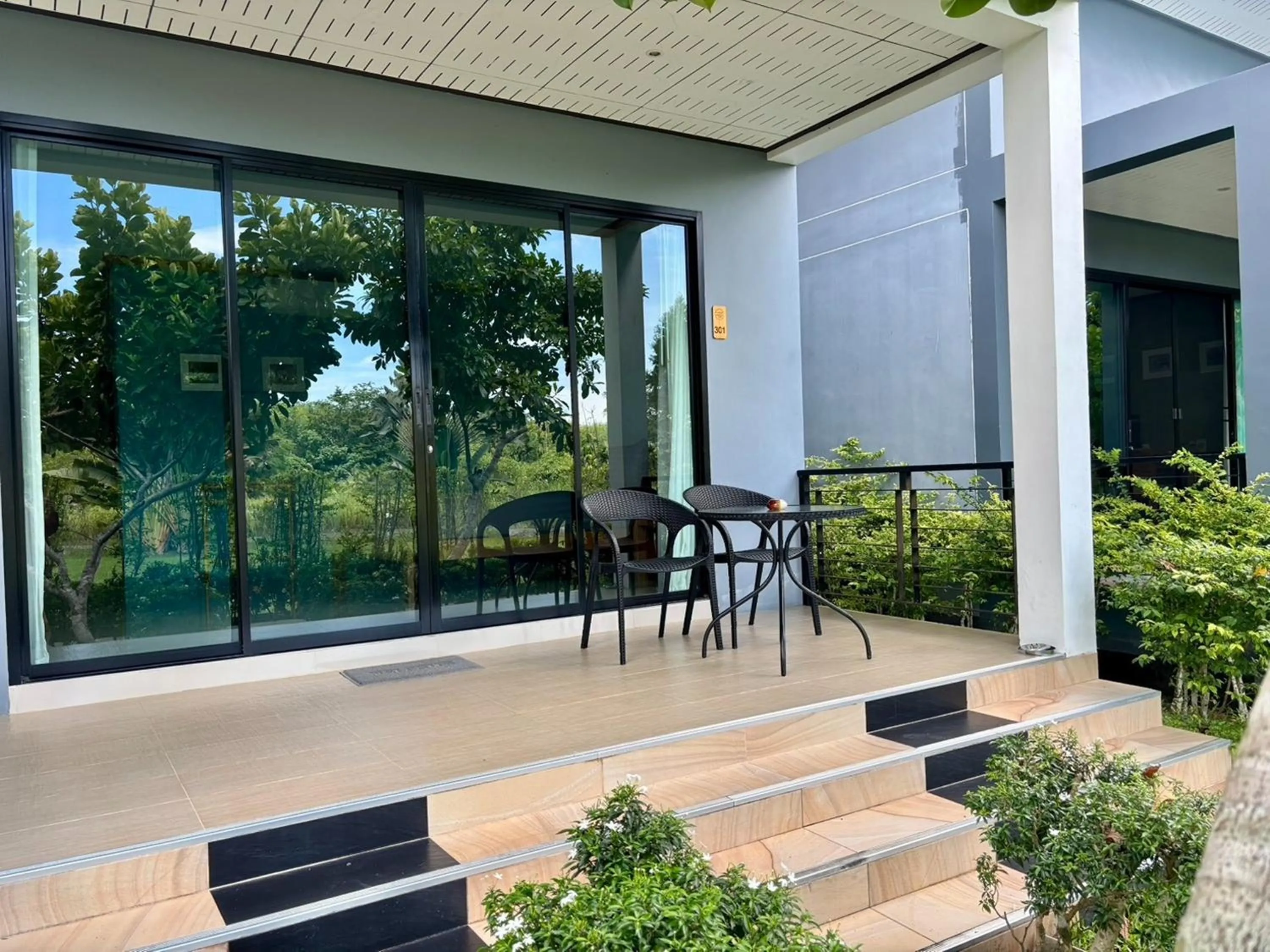 Balcony/Terrace in Moonlight Cottage