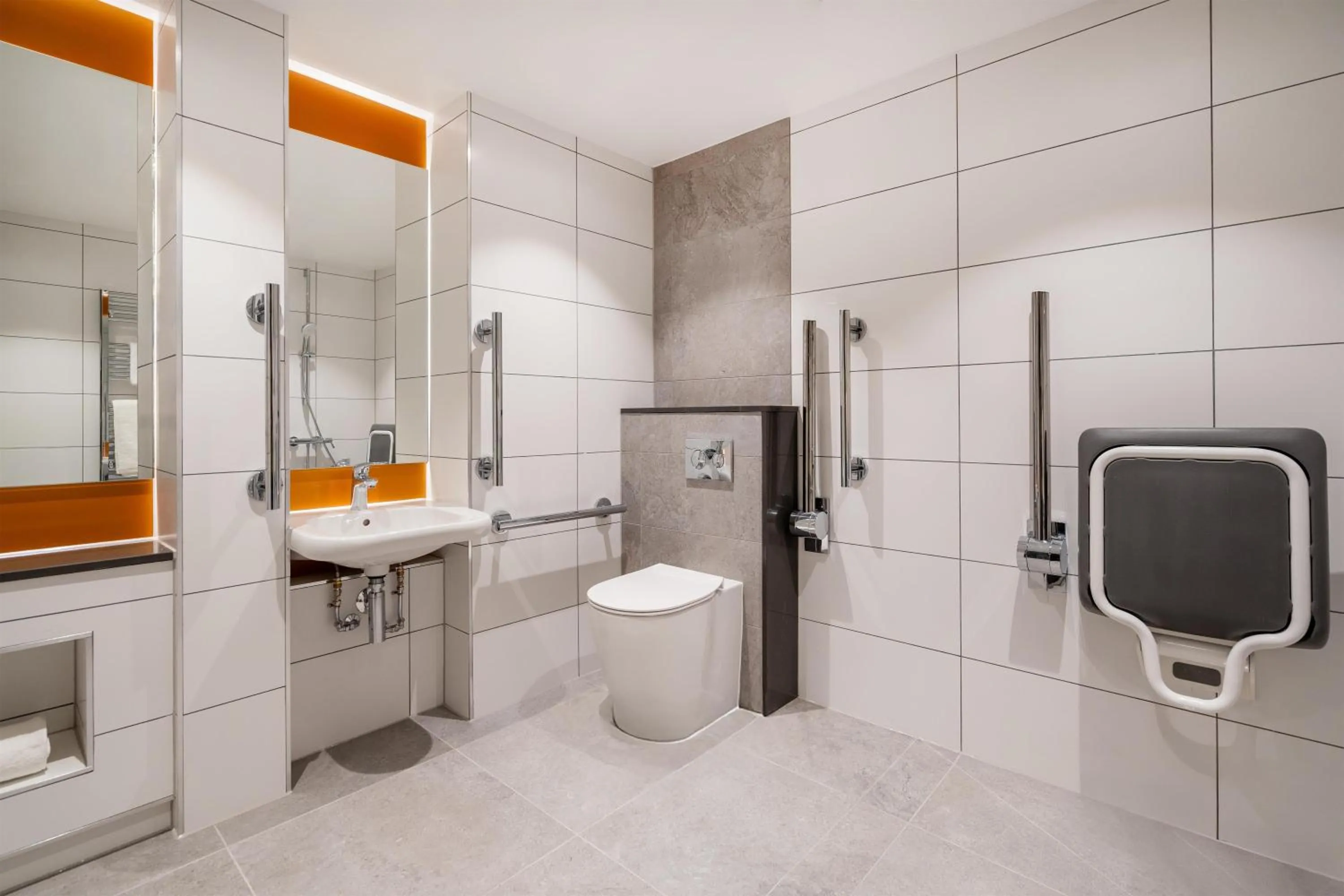 Bathroom in Hyatt Place Leeds