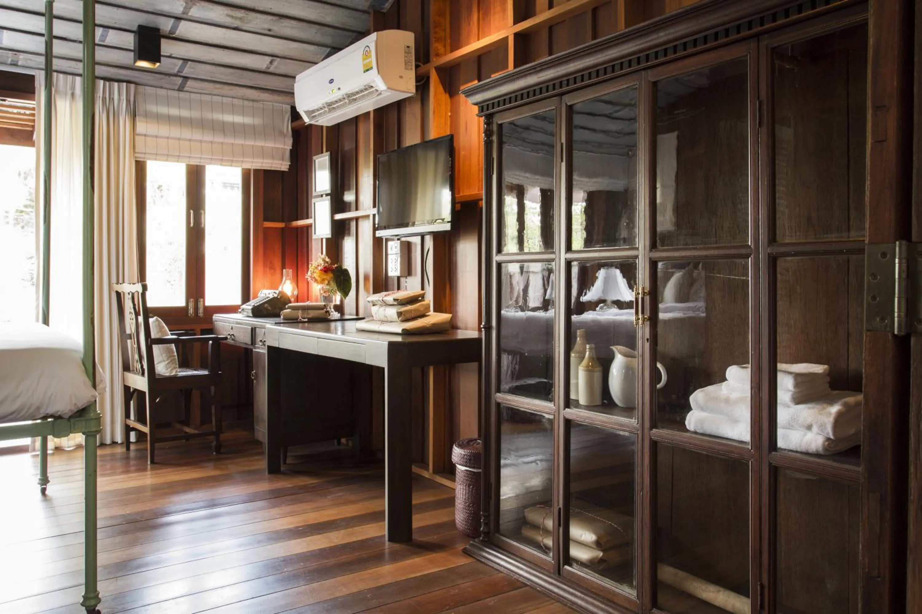 Seating area in Baan Luang Rajamaitri Historic Inn