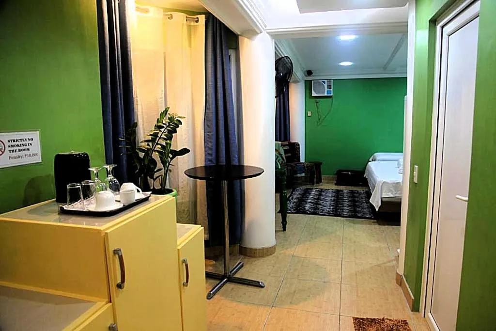 Bed in Green Monkey Resort Boracay