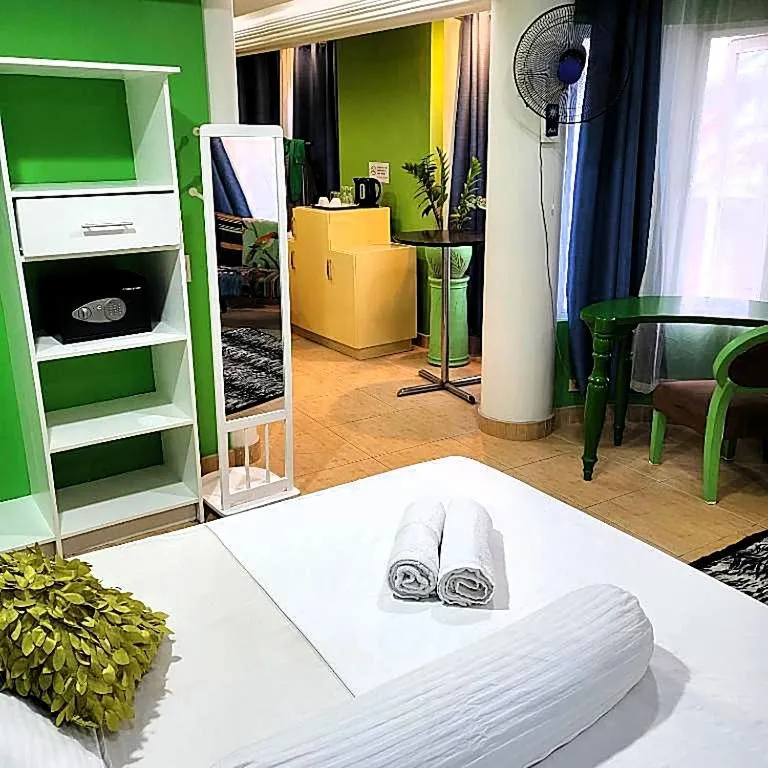 Bed in Green Monkey Resort Boracay