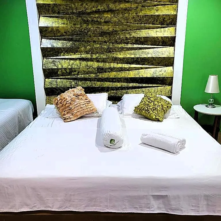 Bed in Green Monkey Resort Boracay