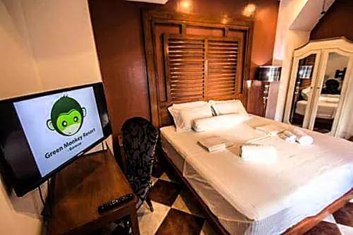Bed in Green Monkey Resort Boracay