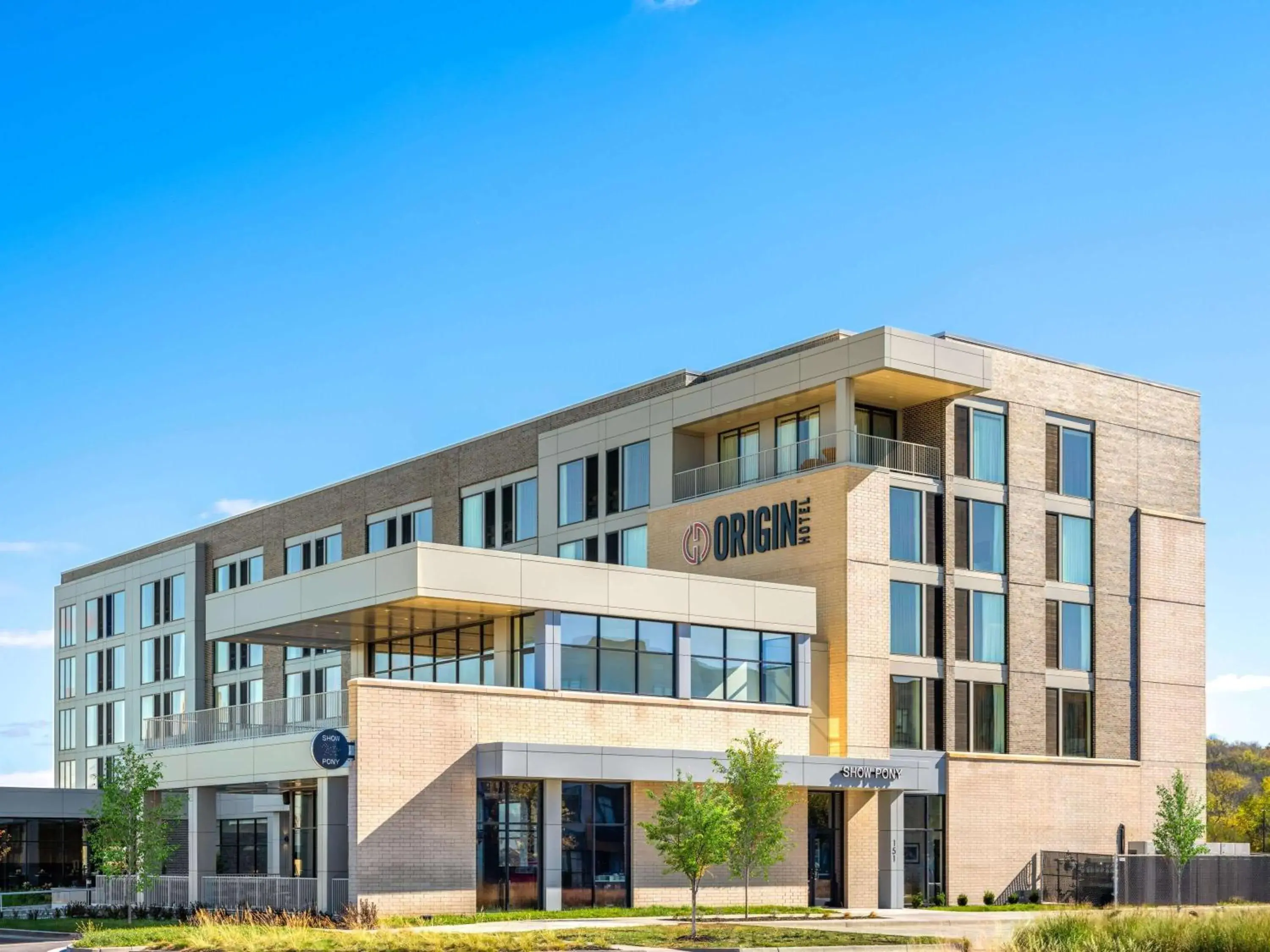 Property building in Origin Kansas City Riverfront, a Wyndham Hotel Property building in Origin Kansas City Riverfront, a Wyndham Hotel