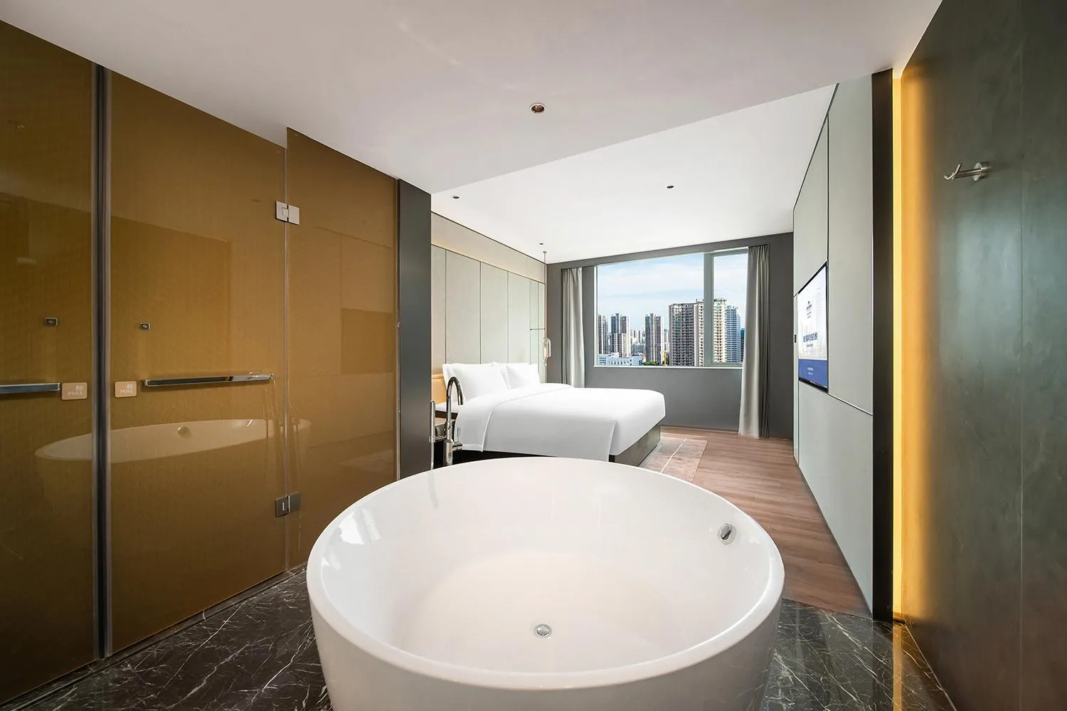 Bath in Howard Johnson Royal Hotel Shenzhen