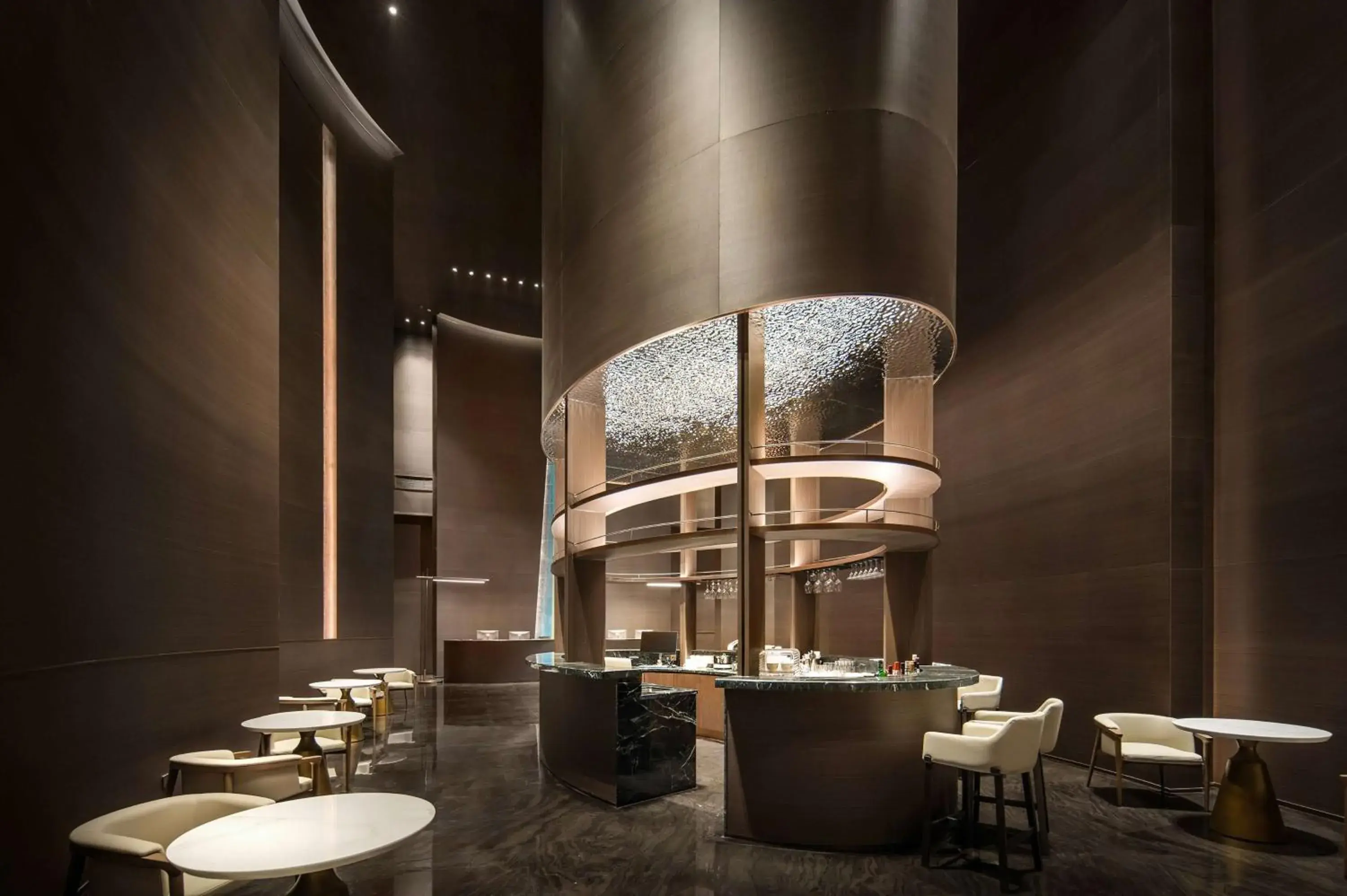 Lounge or bar in Howard Johnson Royal Hotel Shenzhen Lounge or bar in Howard Johnson Royal Hotel Shenzhen